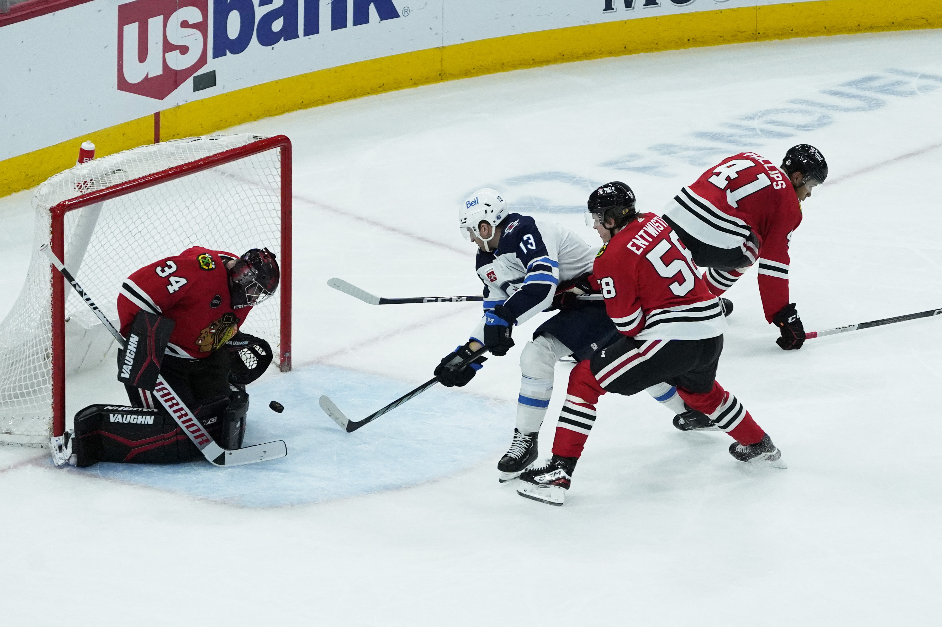 Connor Bedard's OT Goal Lifts Blackhawks Past Jets | Reuters