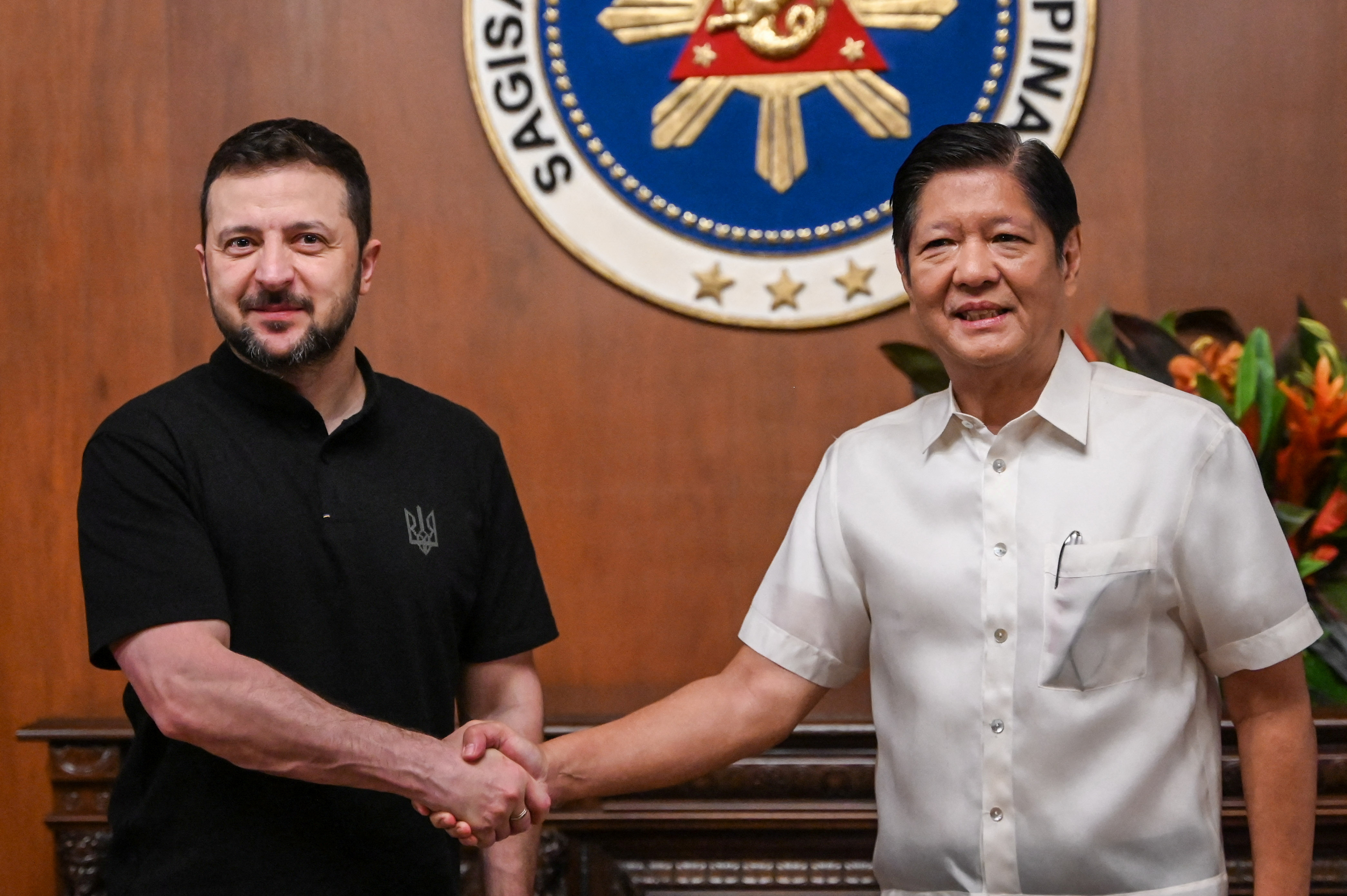 Ukraine's Zelenskiy in the Philippines to meet with Marcos