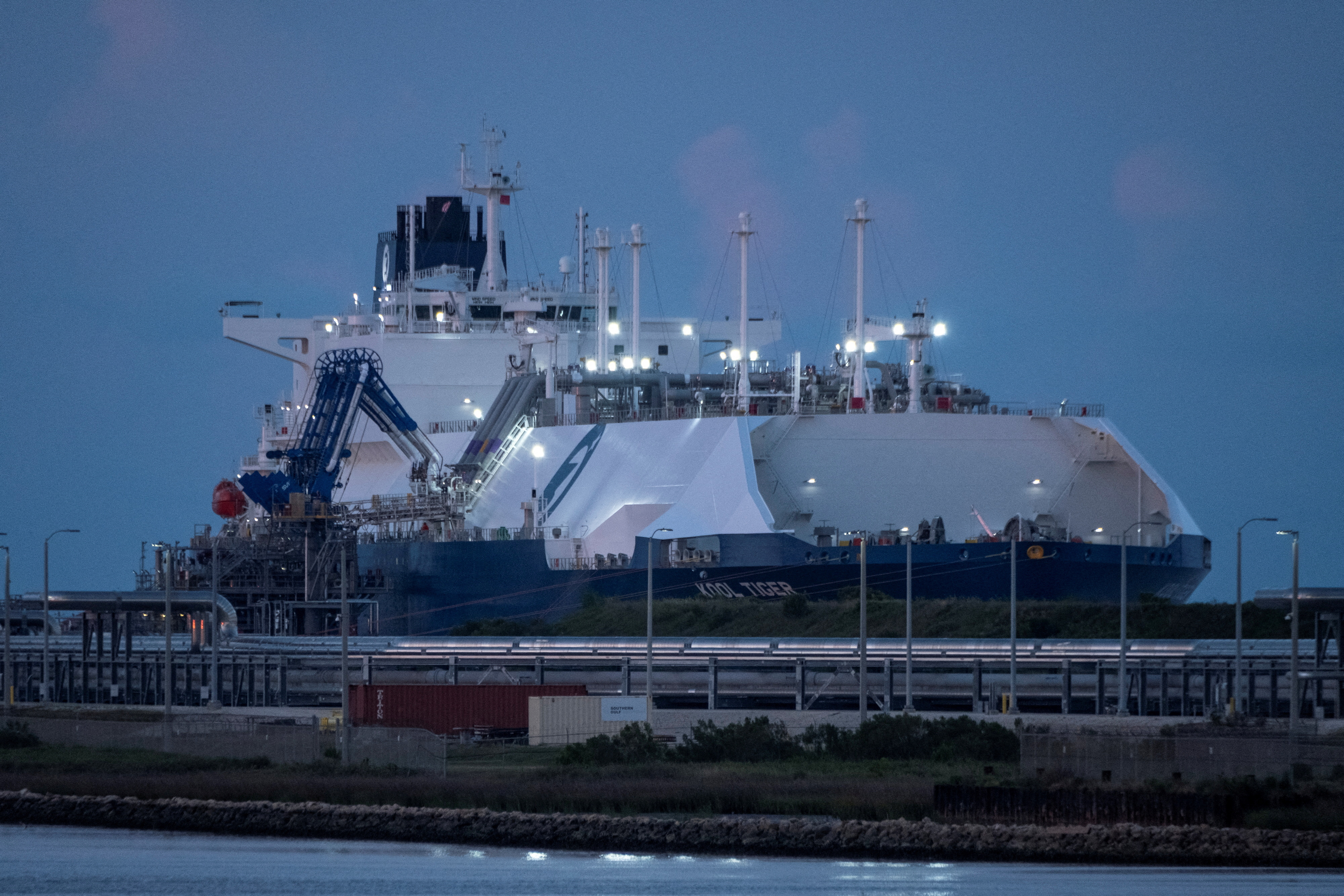 EOG.N) | Stock Price & Latest News | Reuters