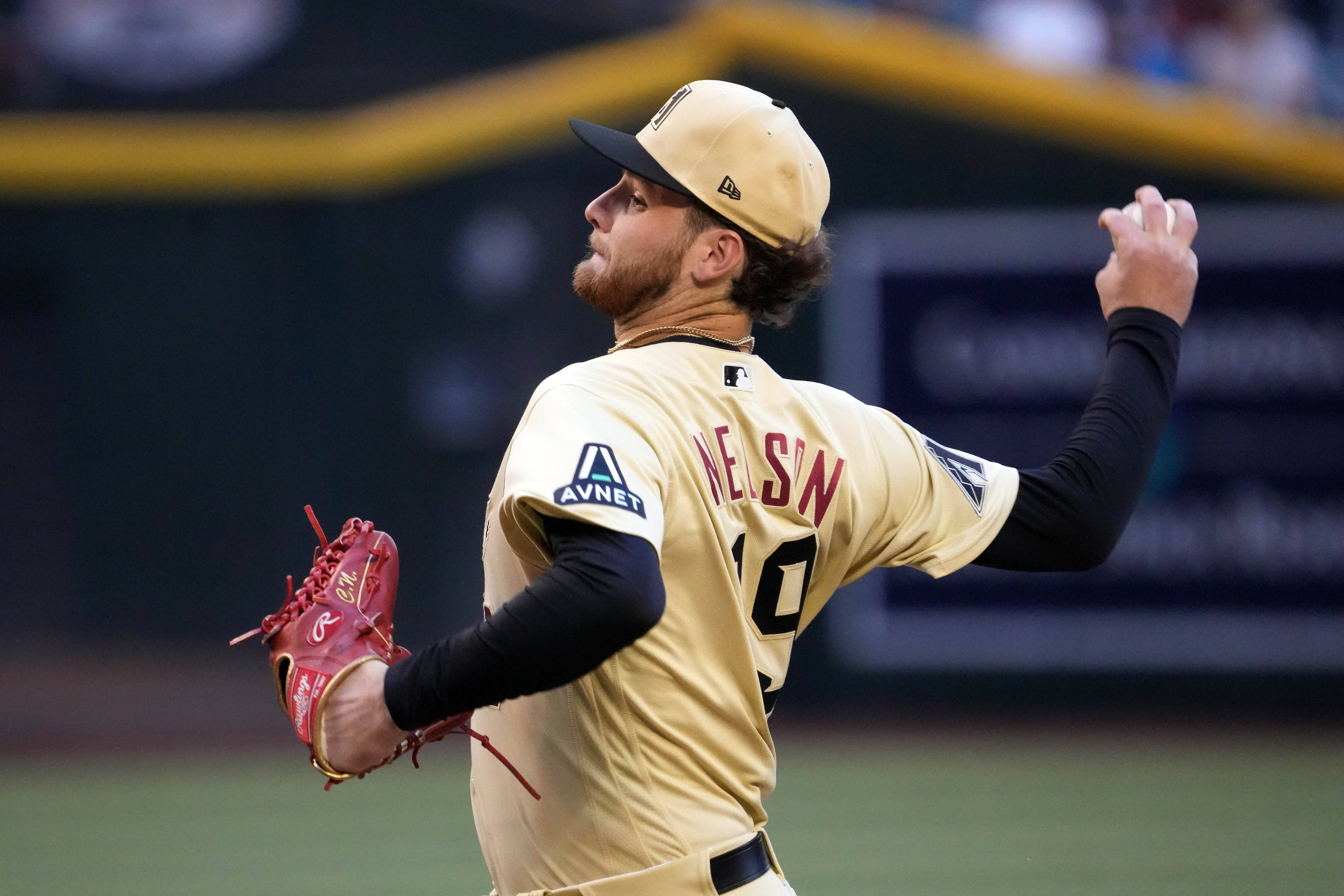 Tatis executes one of the coldest bat flips of his career : r/baseball