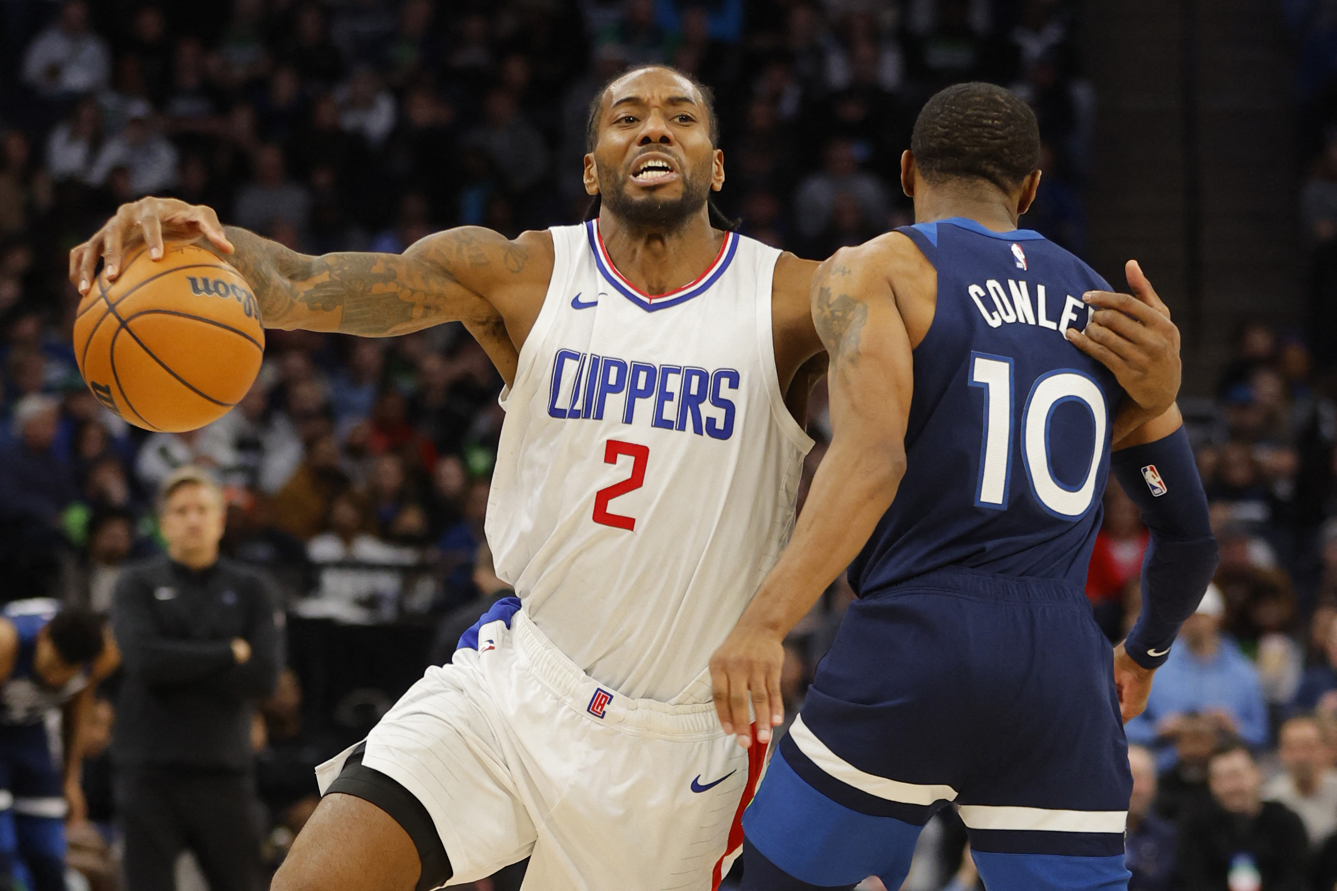 Anthony Edwards' 3rd-quarter burst fuels Wolves past Clippers | Reuters