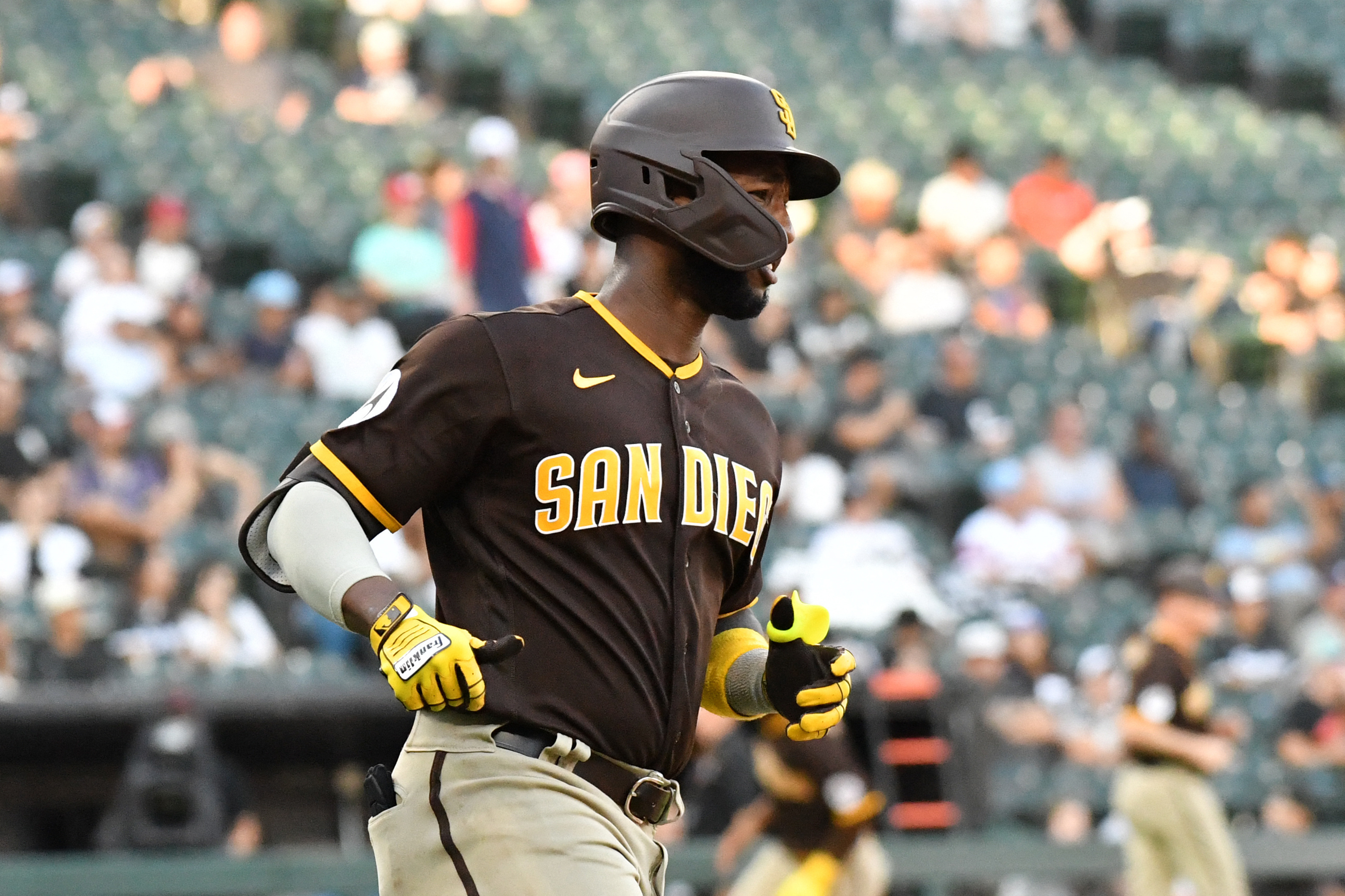 Jurickson Profar Crushes a Solo Home Run!, 7th HR of 2022!, San Diego  Padres