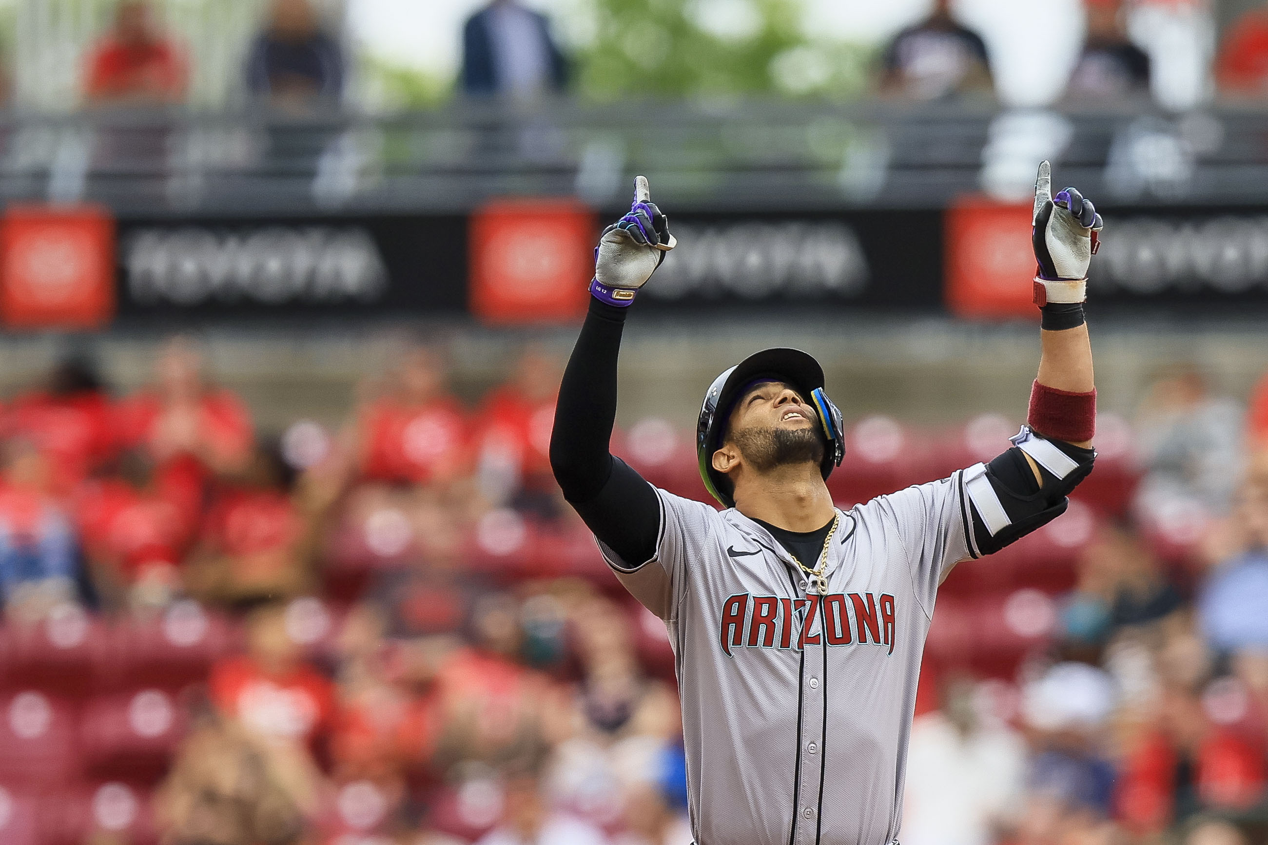 Diamondbacks Suffer Defeat: Locklear'S Homer A Small Consolation - 9ss3e6u