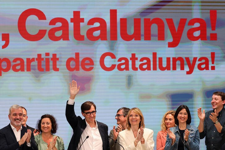 スペイン・カタルーニャ議会選、独立派が過半数届かず