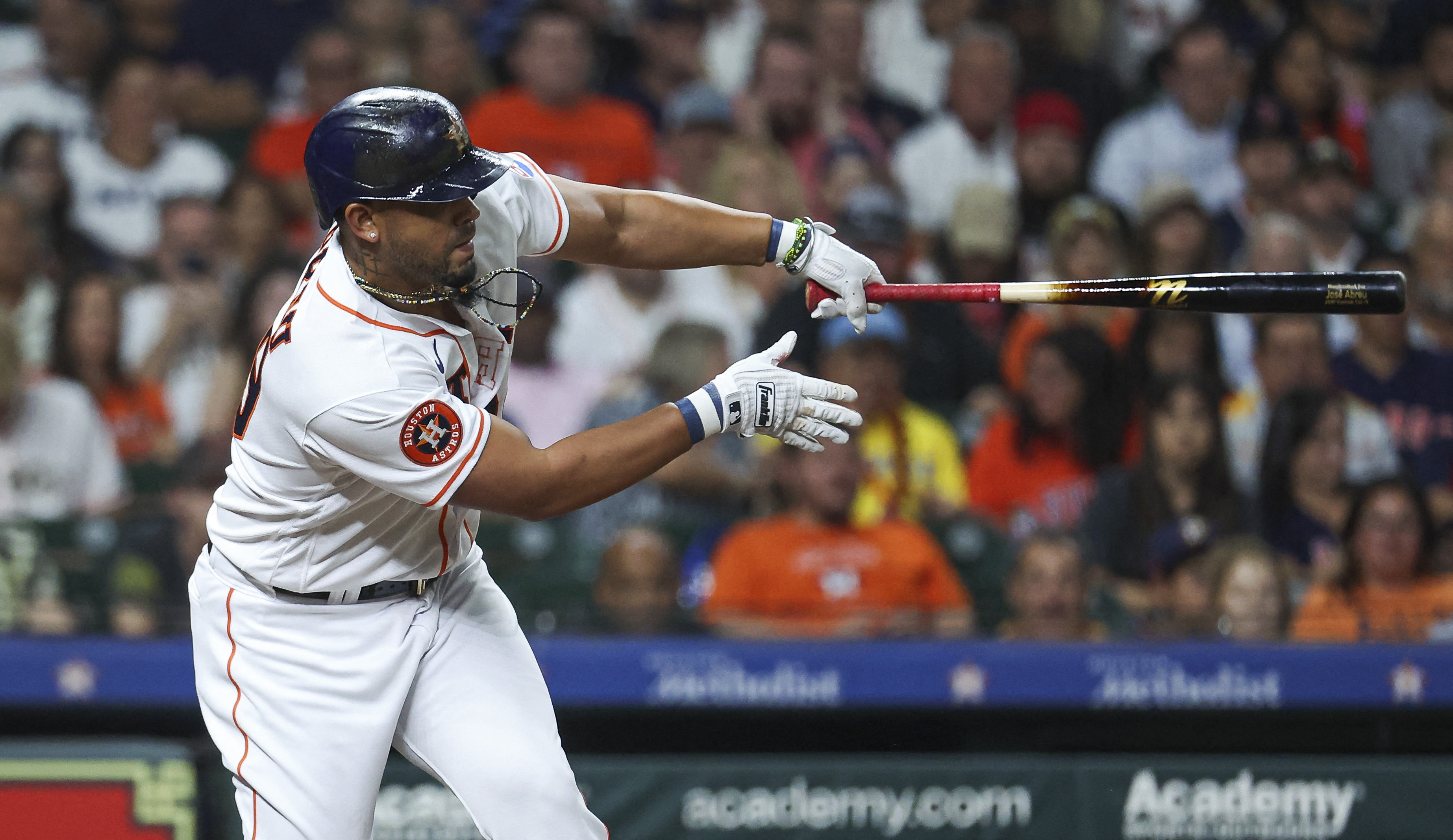 Adam Duvall hits 3-run homer in the 10th in the Red Sox's 7-5 victory over  the Astros – Winnipeg Free Press