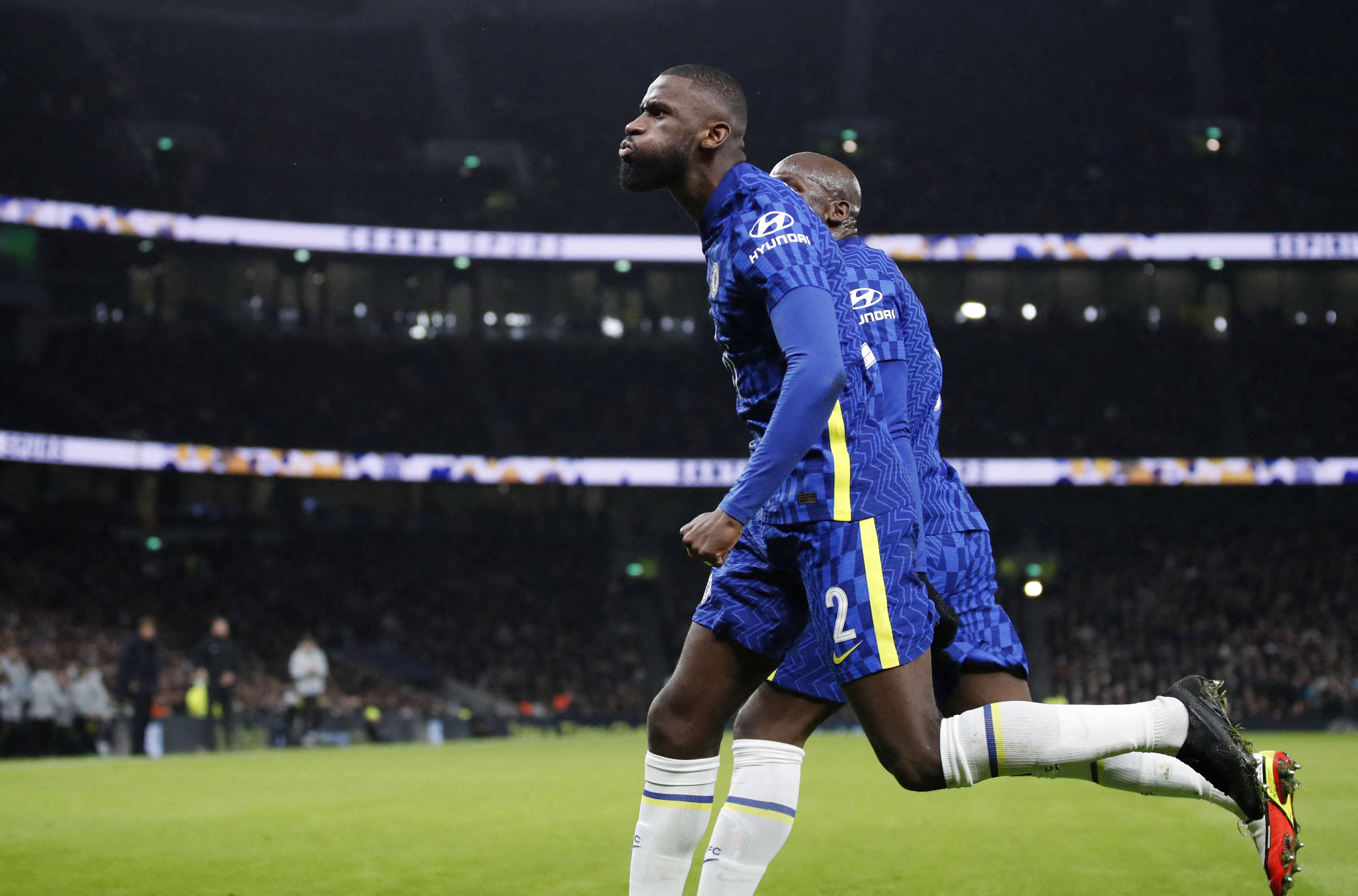 Chelsea ease past Tottenham into League Cup final | Reuters
