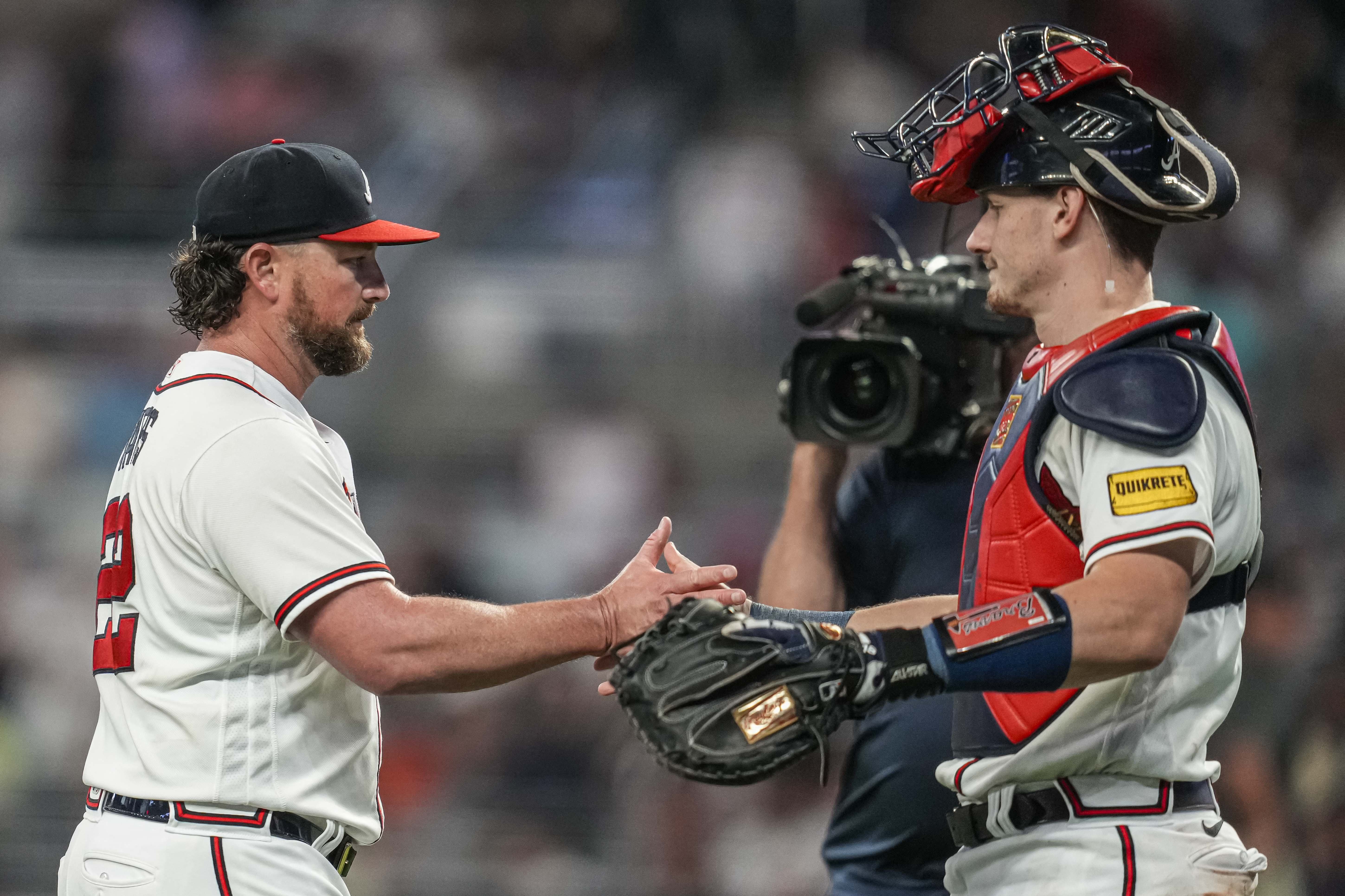 Bryce Elder, Braves hold skidding Yankees to one hit in 5-0 win