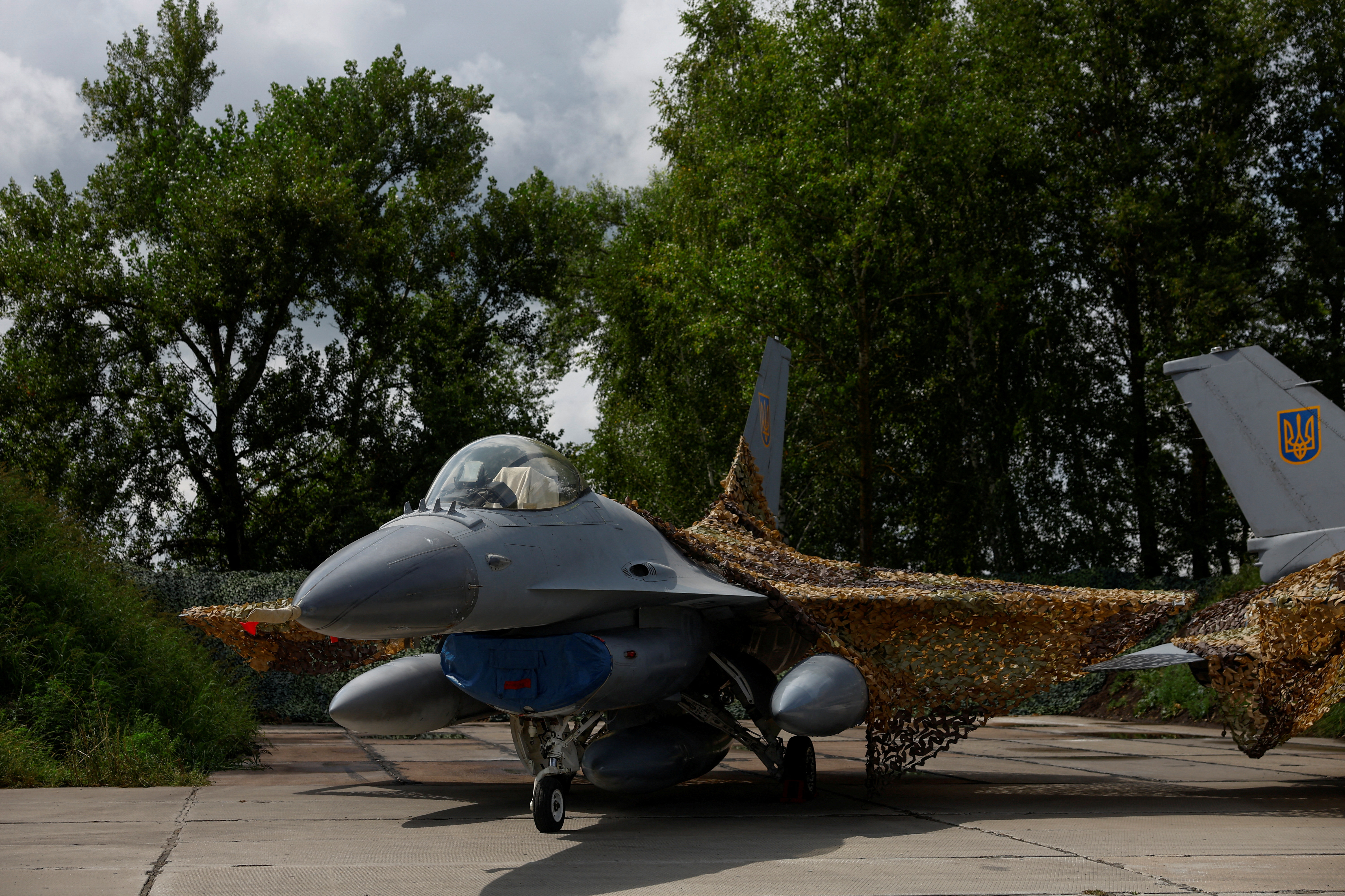 F 16 Fighter Jet Photos