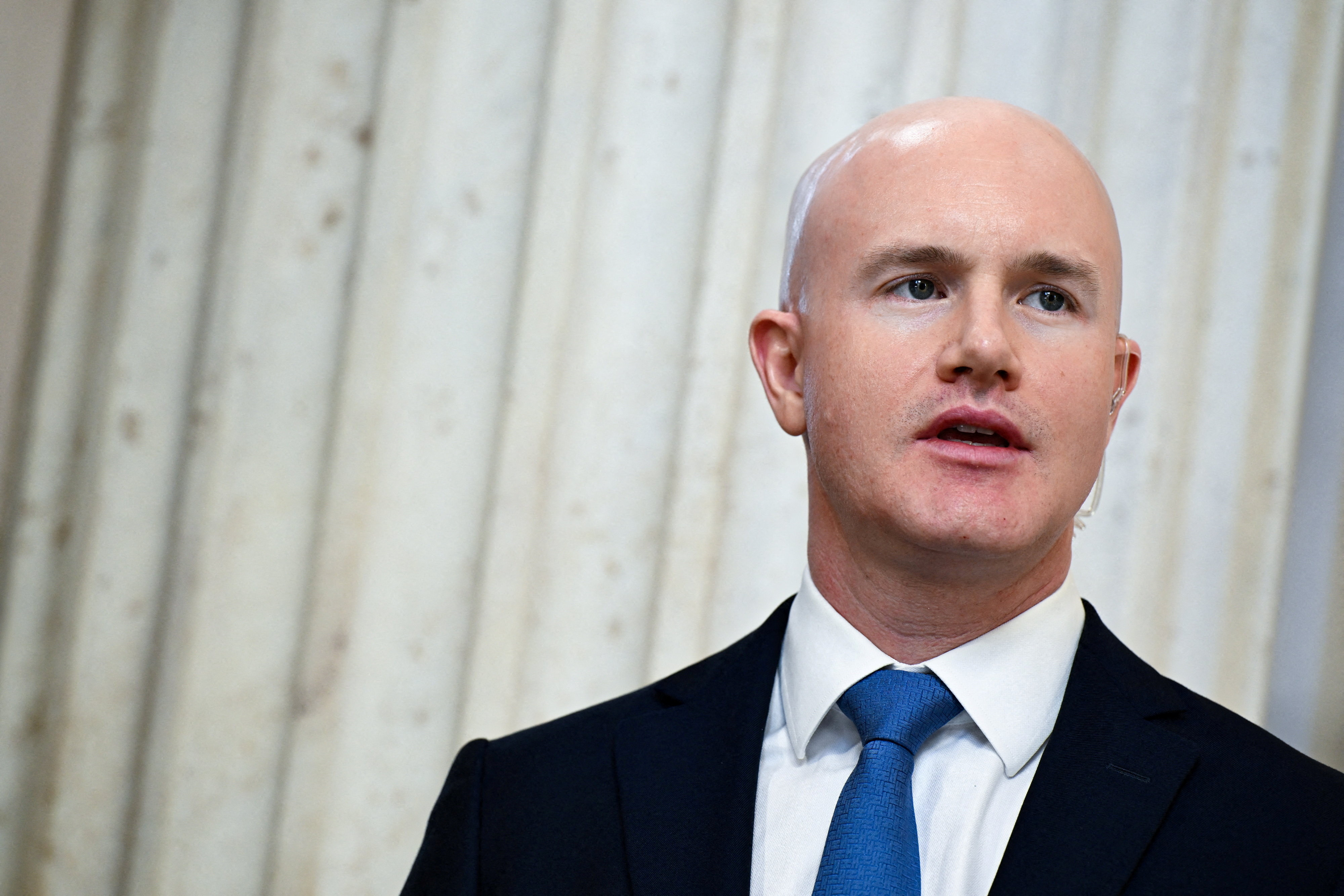 US Senate committee delays crypto bill after opposition from Coinbase CEO |  Reuters