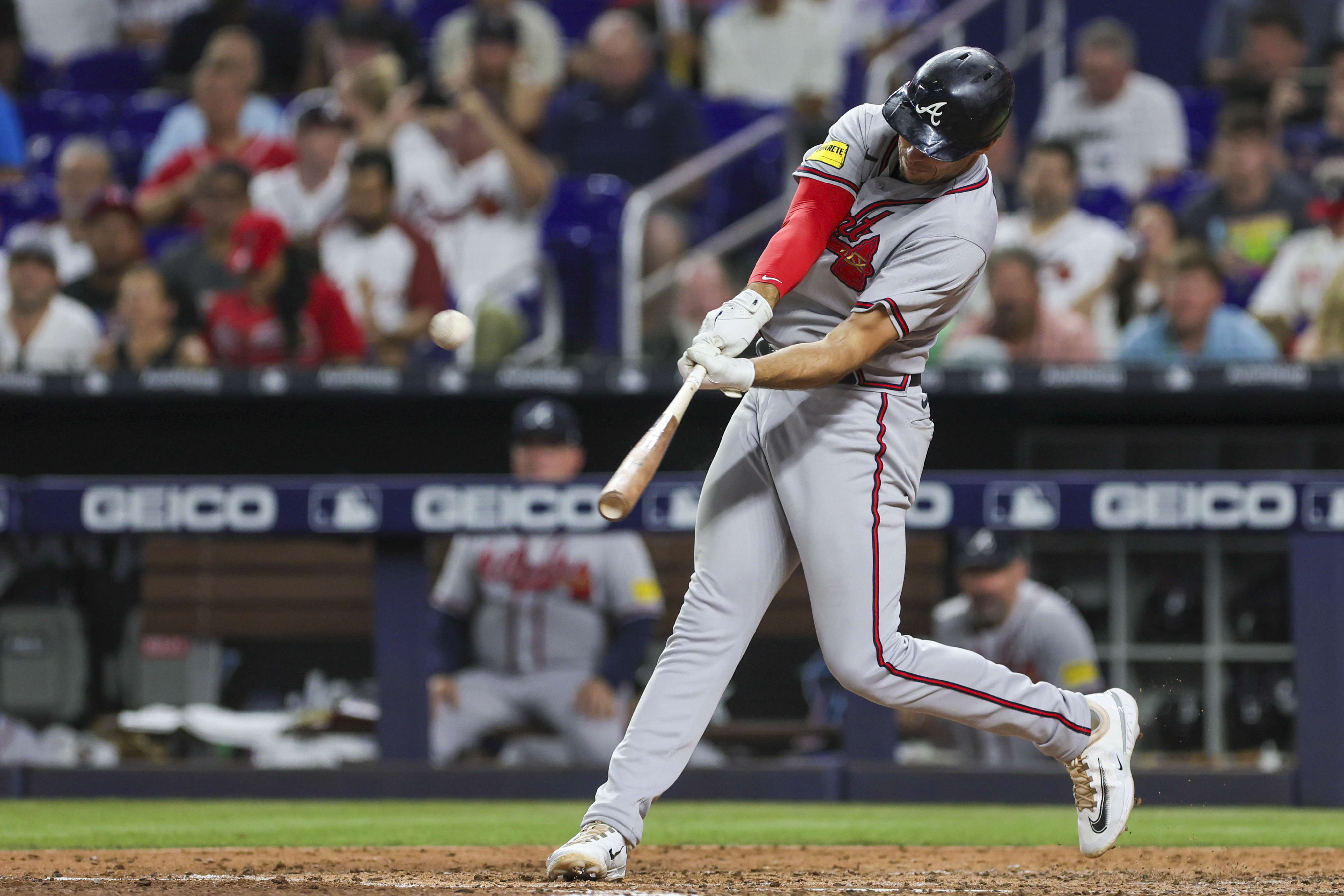 Eighth-inning home run deluge for Marlins against Braves as Burger