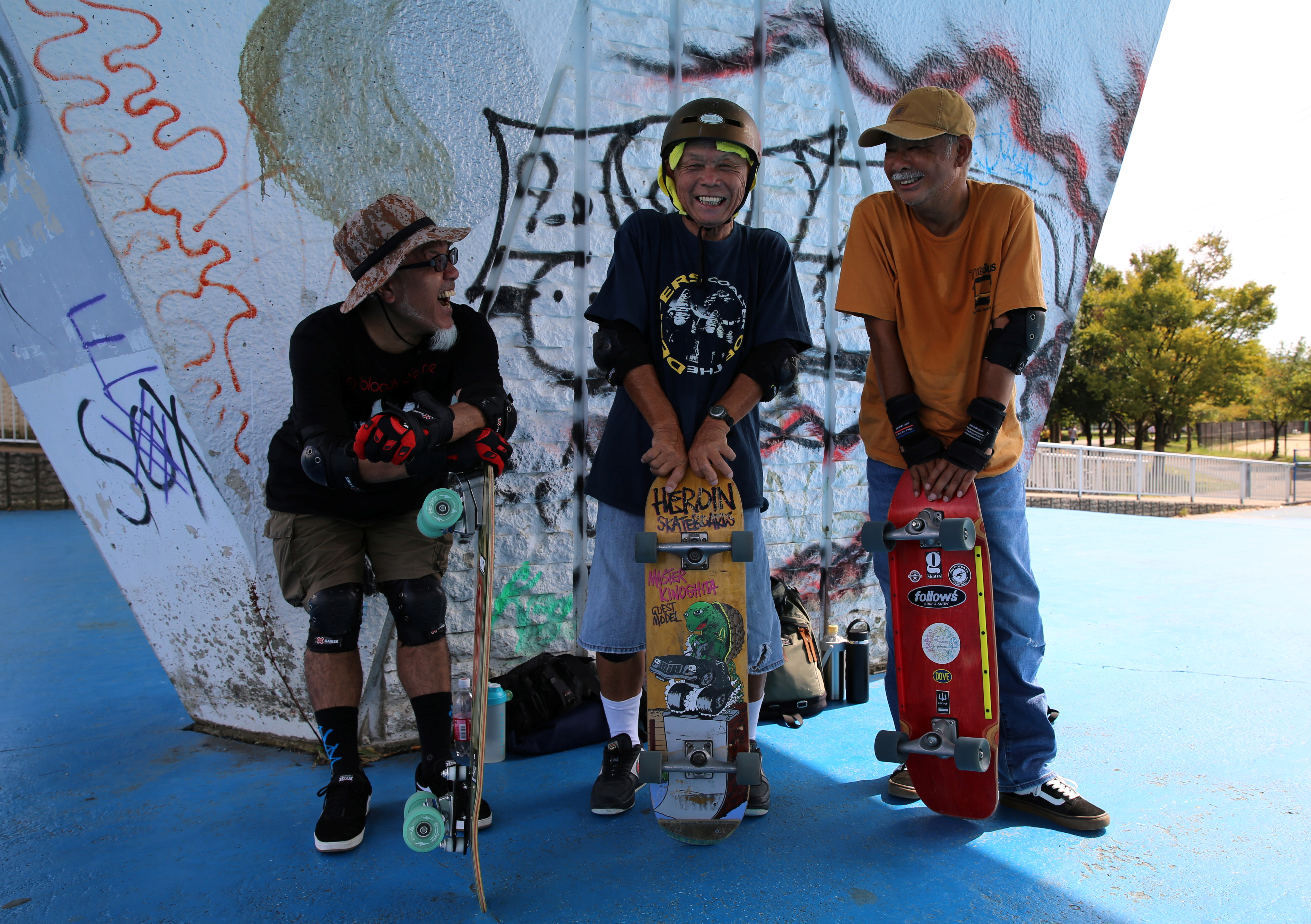 Uitgestorven Reinig de vloer Londen Japanese octogenarian skateboarder learns new tricks | Reuters