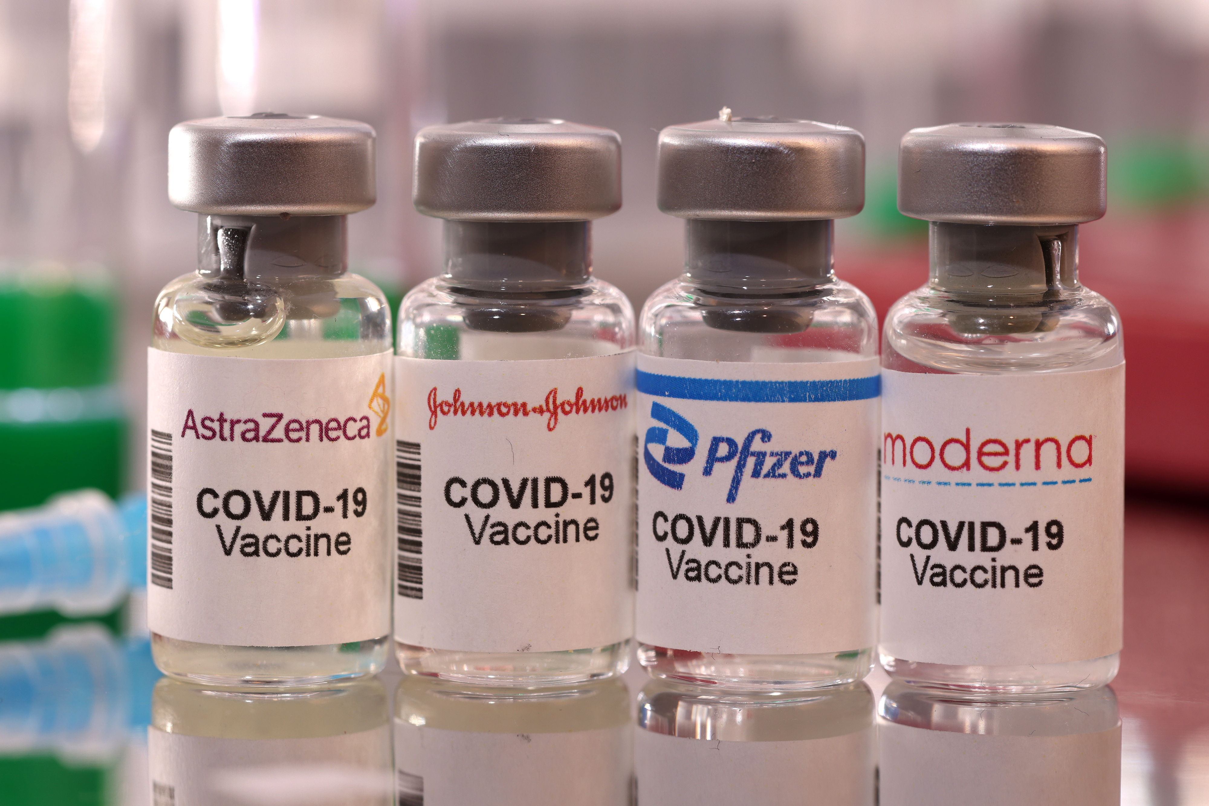 अमेरिका, यूरोपीय संघ, भारत, दक्षिण अफ्रीका ने कोविड वैक्सीन आईपी छूट पाठ पर  समझौता किया | रॉयटर्स