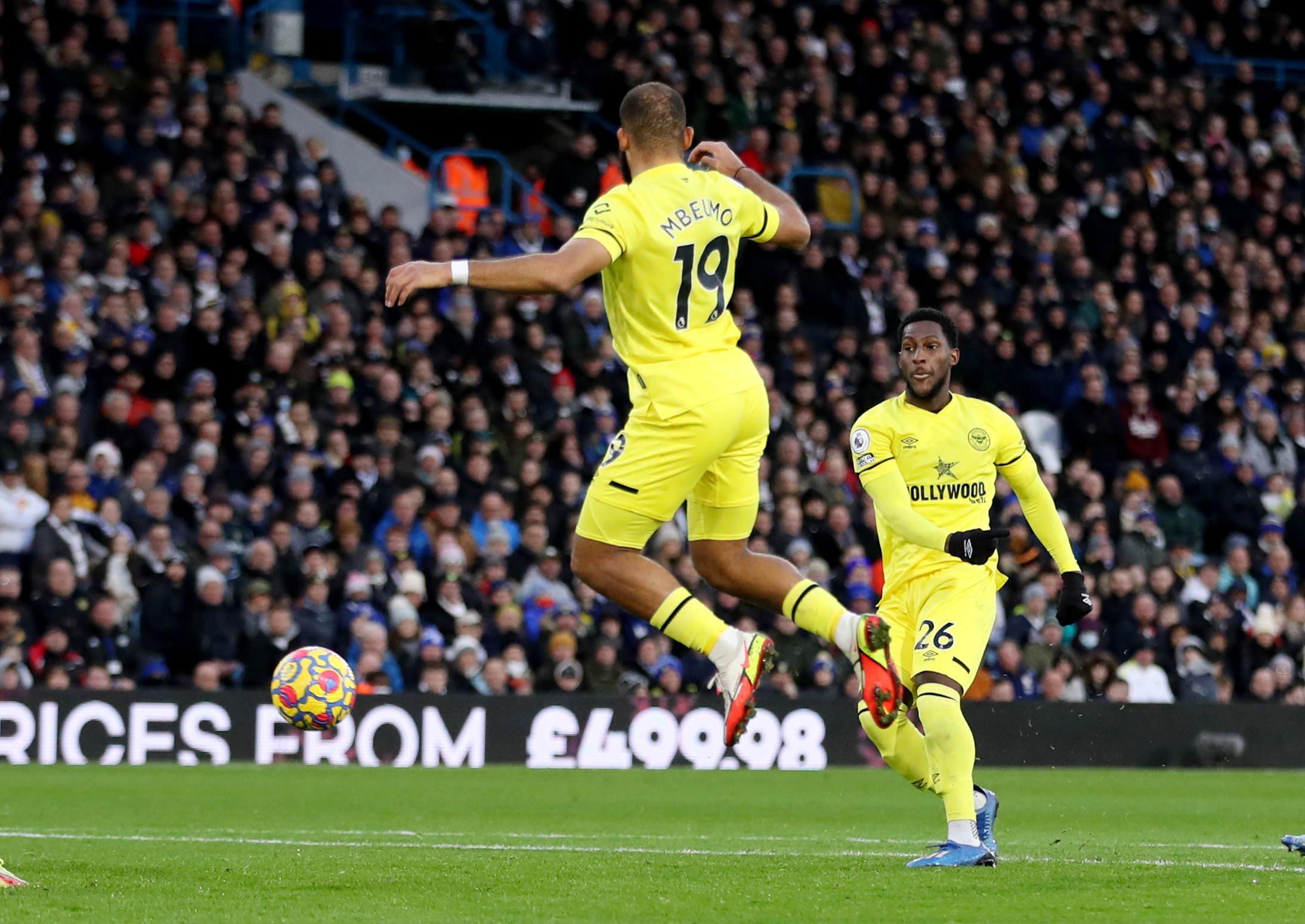 Crisp Leeds Snatch Draw As Chelsea Throw Away Two-goal Lead Wallpaper Photography Crisp Leeds Snatch Draw As Chelsea Throw Away Two-goal Lead Wallpaper Photography