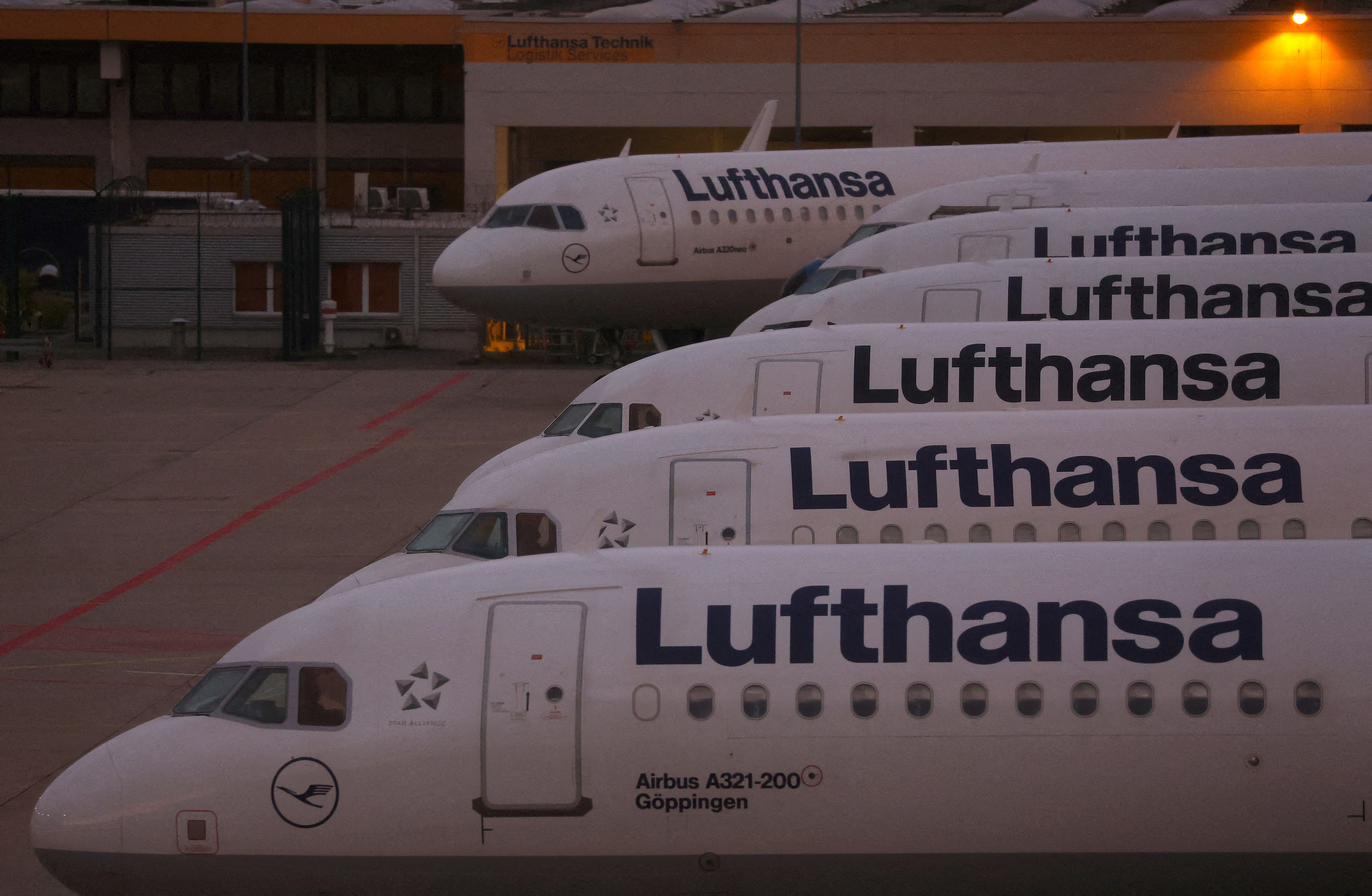 Lufthansa planes at Frankfurt airport