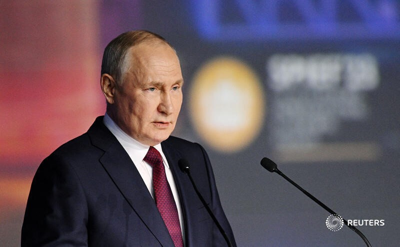 ロシア軍機「ウクライナが撃墜」、故意か過失か不明＝プーチン氏 - ロイター (Reuters Japan)