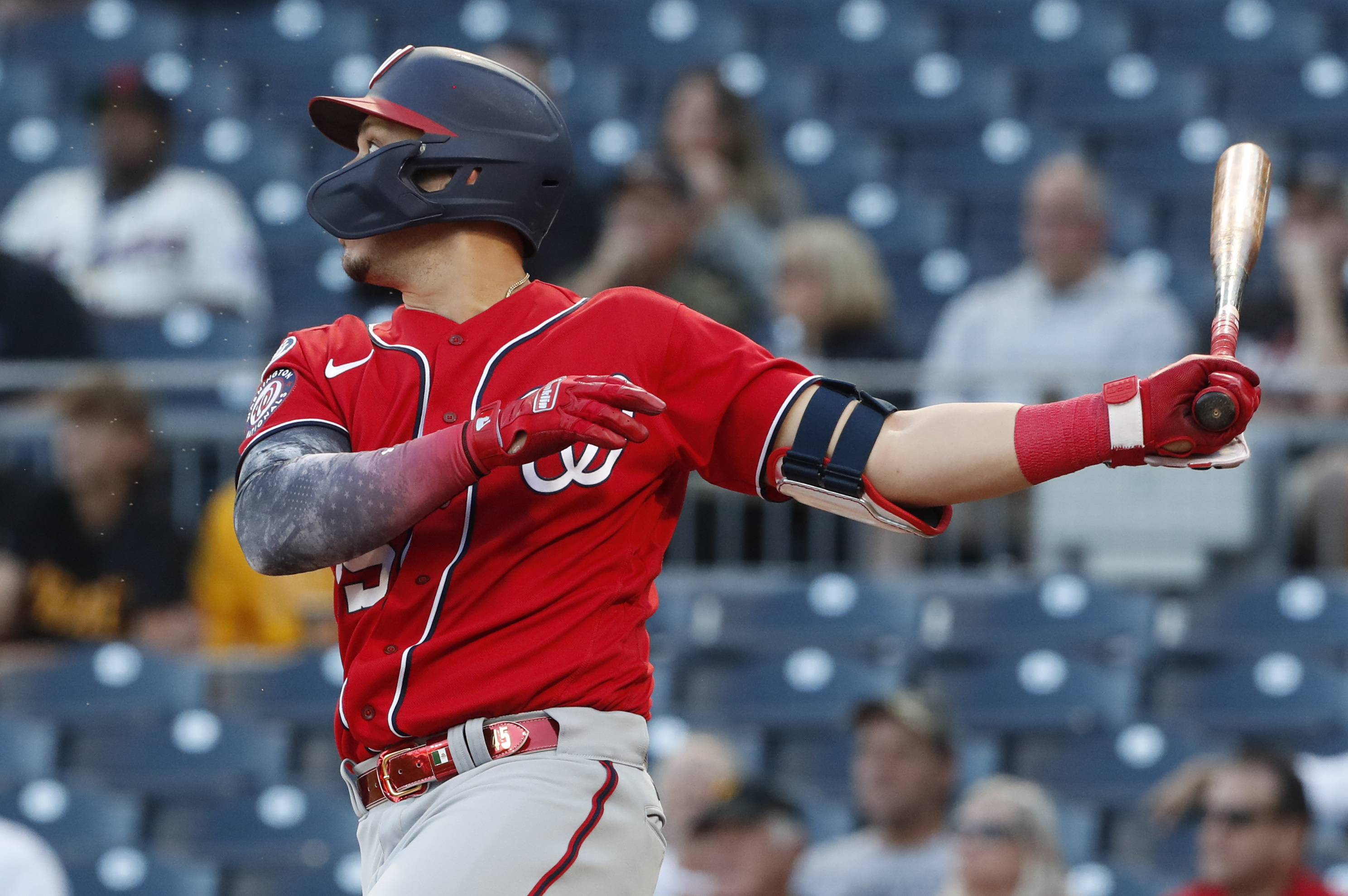 Baseball fans roast Pittsburgh Pirates outfielder Bryan Reynolds for  dropping fly ball in Spring Training game: Owner saving this for  arbitration