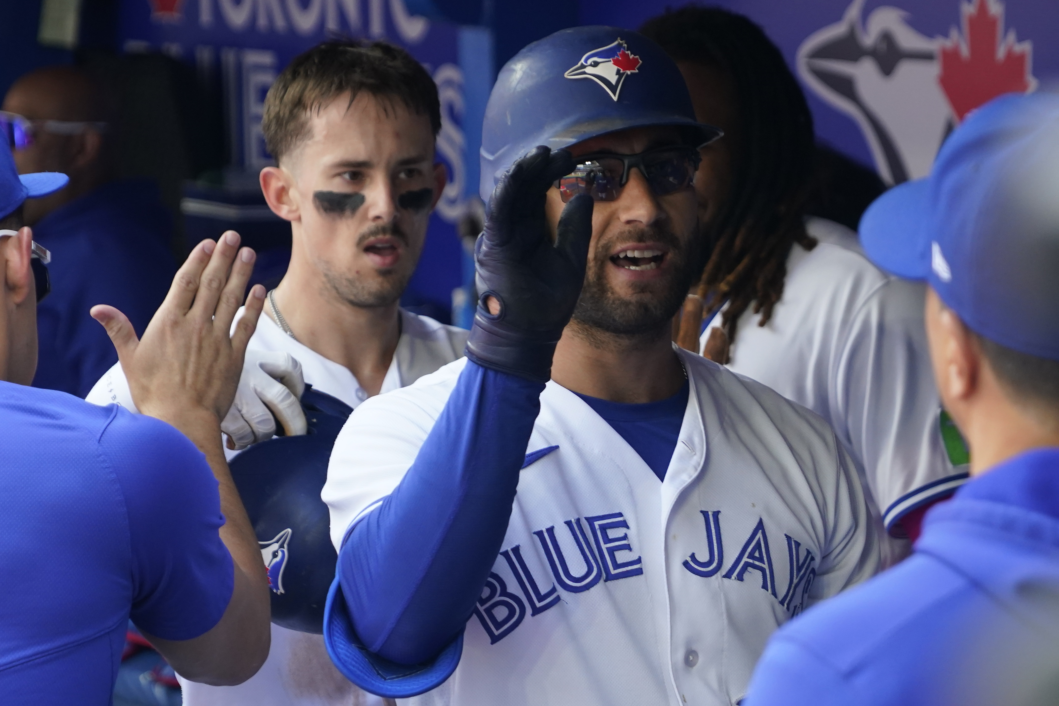 Chapman double in 9th inning lifts Blue Jays over Astros for 3rd