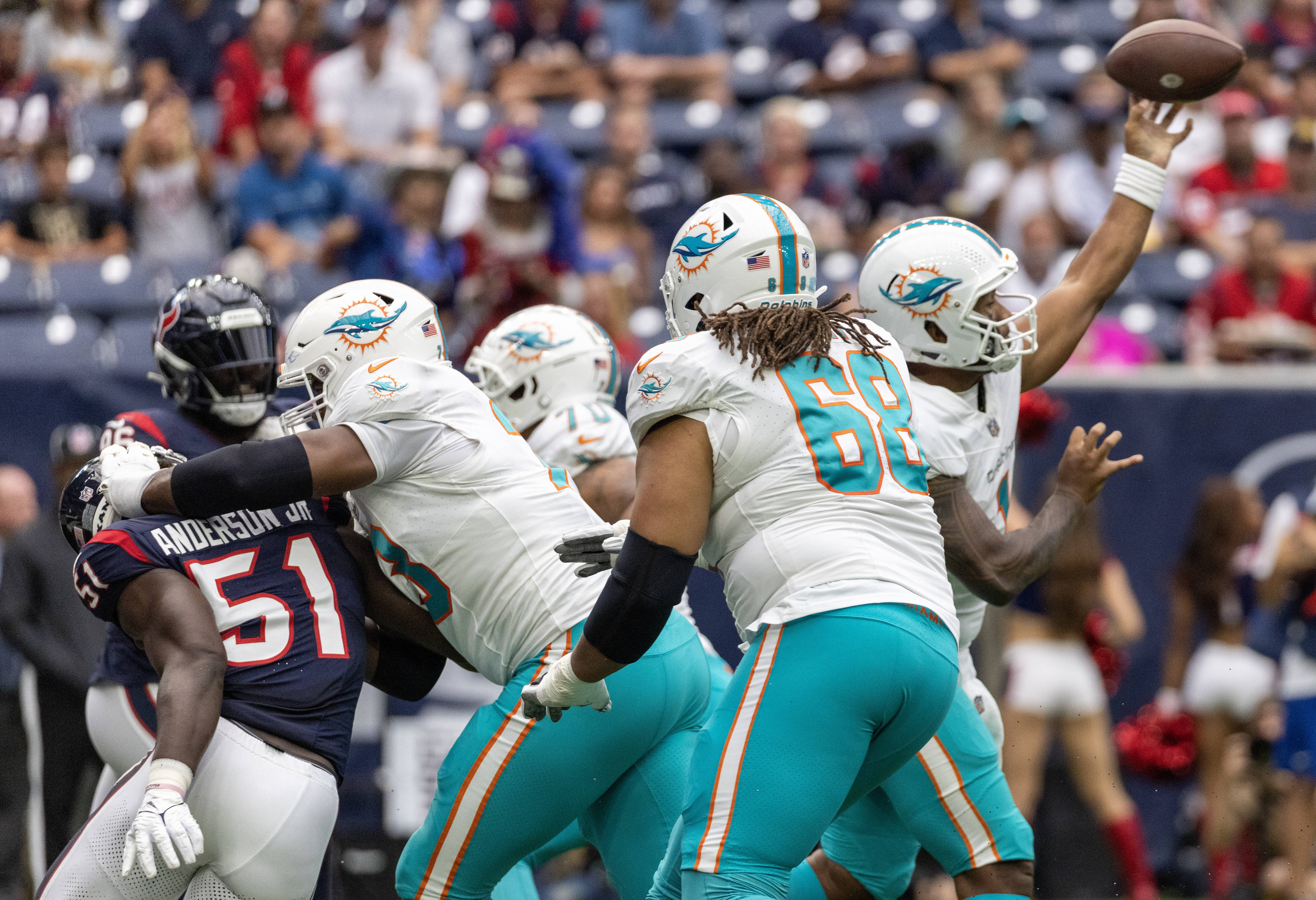 Miami. FL USA; Miami Dolphins quarterback Skylar Thompson (19) drops back  and looks for an open receiver during an NFL game against the Houston Texan  Stock Photo - Alamy