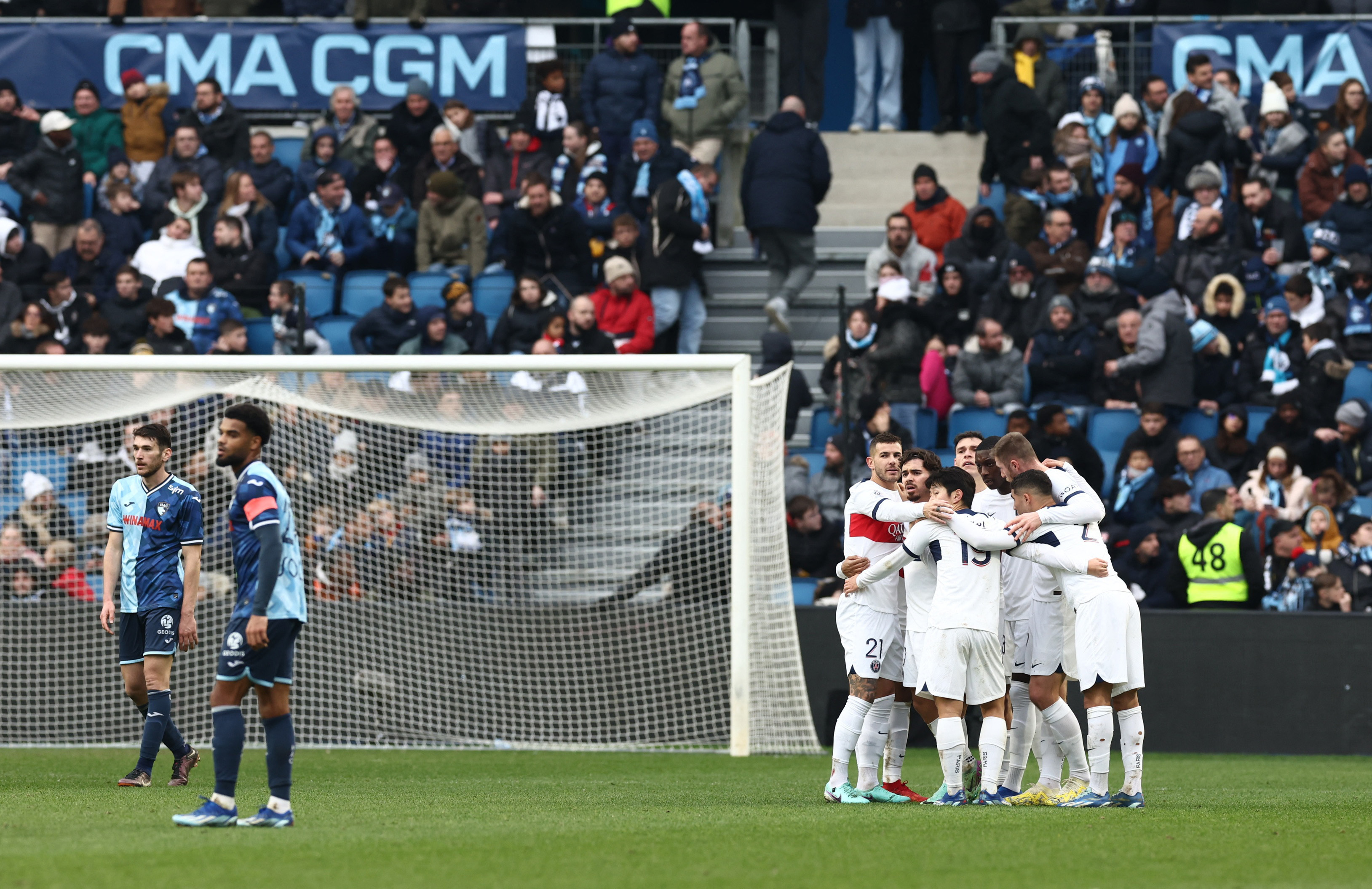 Ten-man PSG extend lead at top of table with win at Le Havre