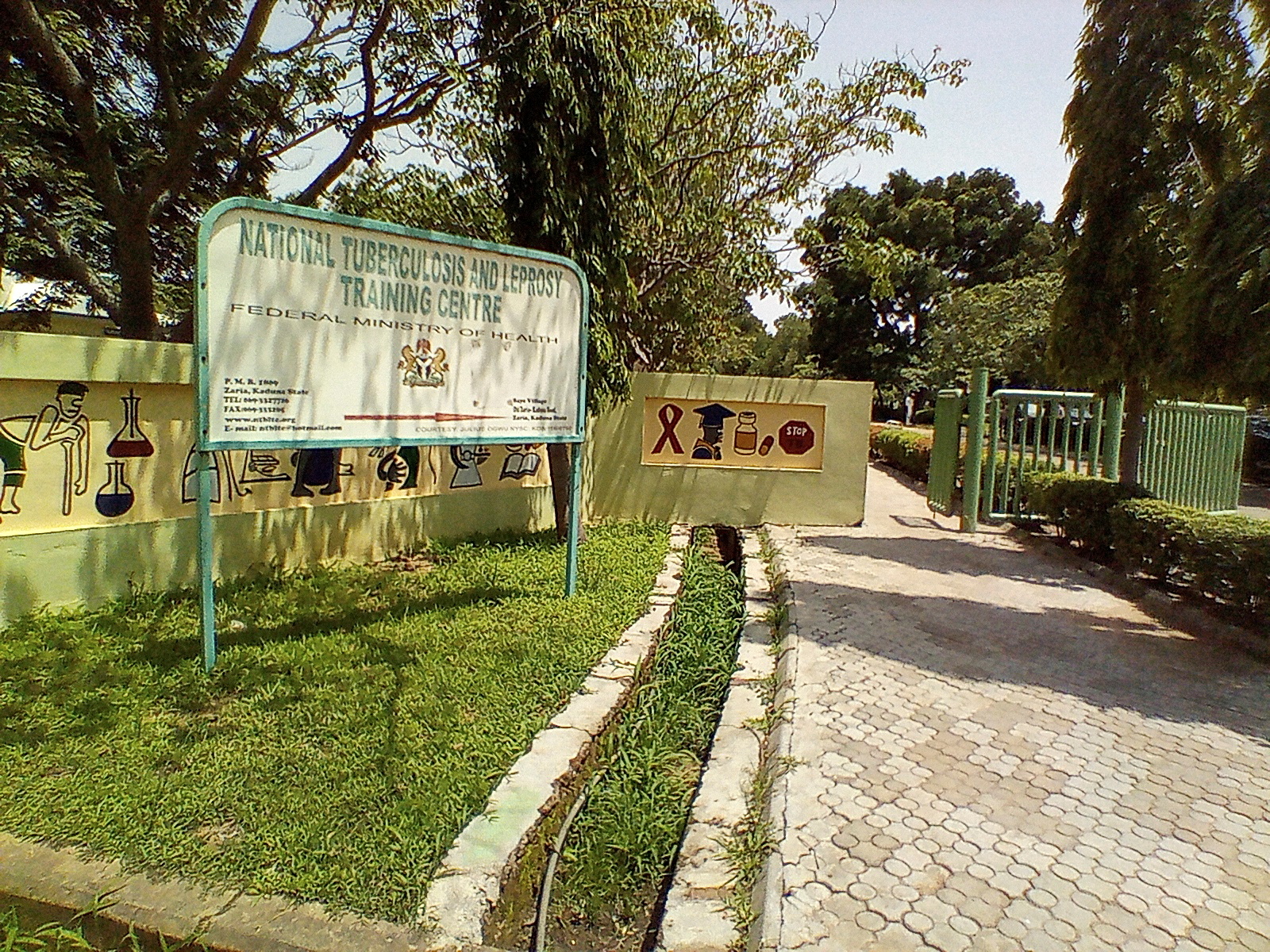 A path leads into the National Tuberculosis and Leprosy training center in Kaduna