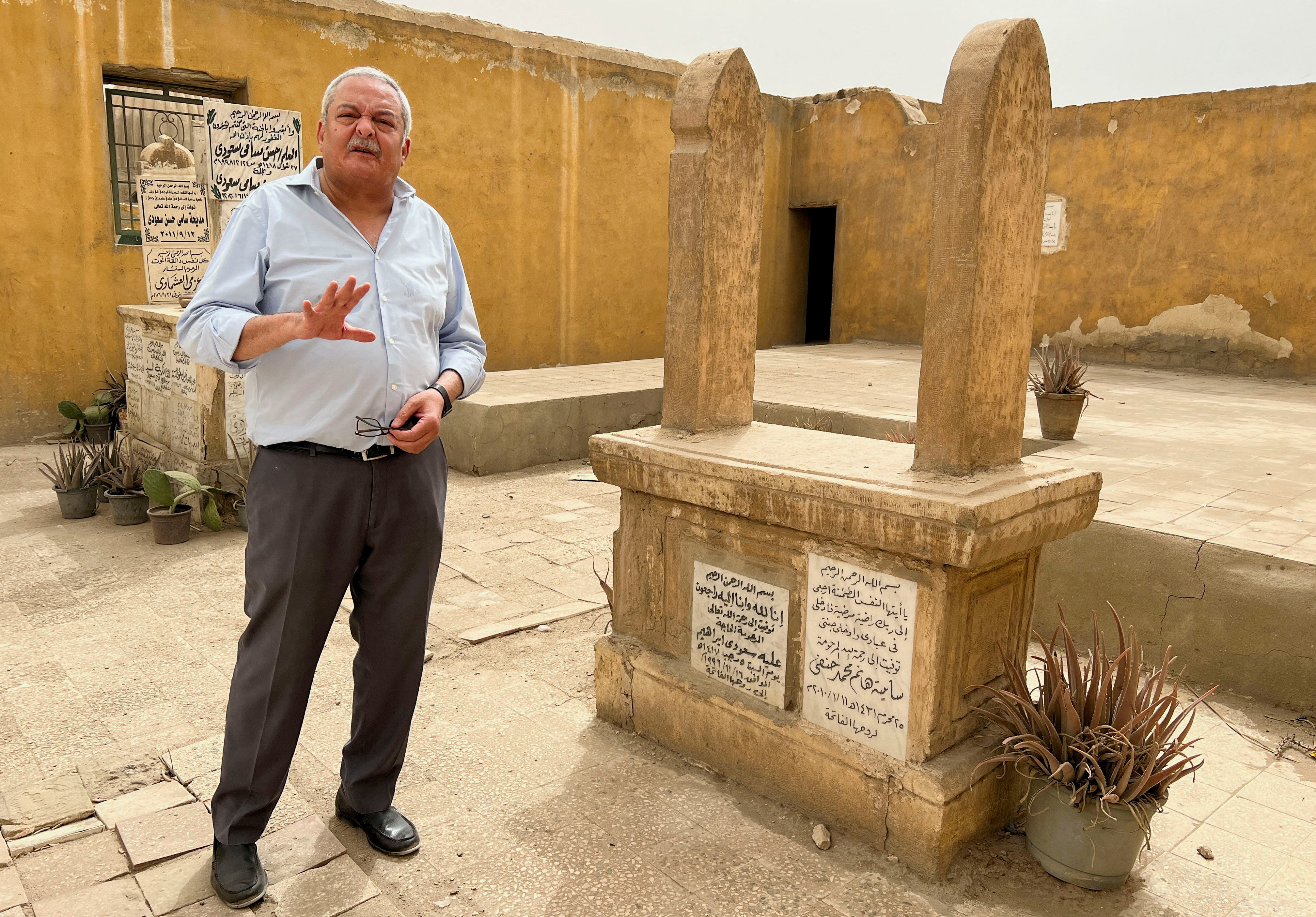 Egypt demolishes historic Cairo cemeteries across the city for a new construction project