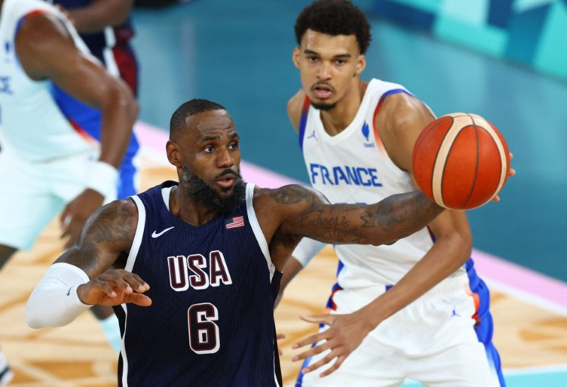 Basketball - Men's Gold Medal Game - France vs United States