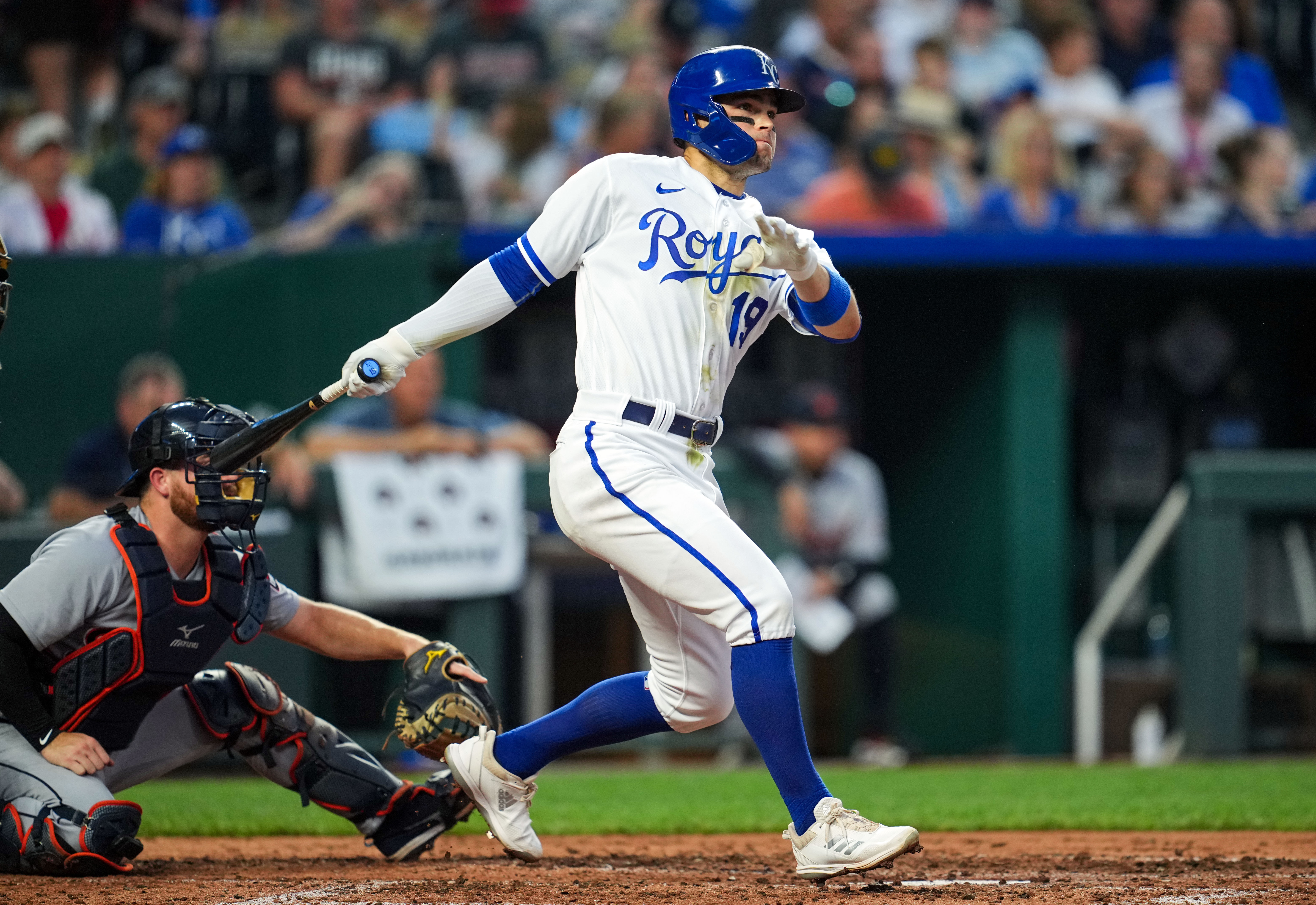 Miguel Cabrera hits 507th homer, Tigers beat Royals 2-1