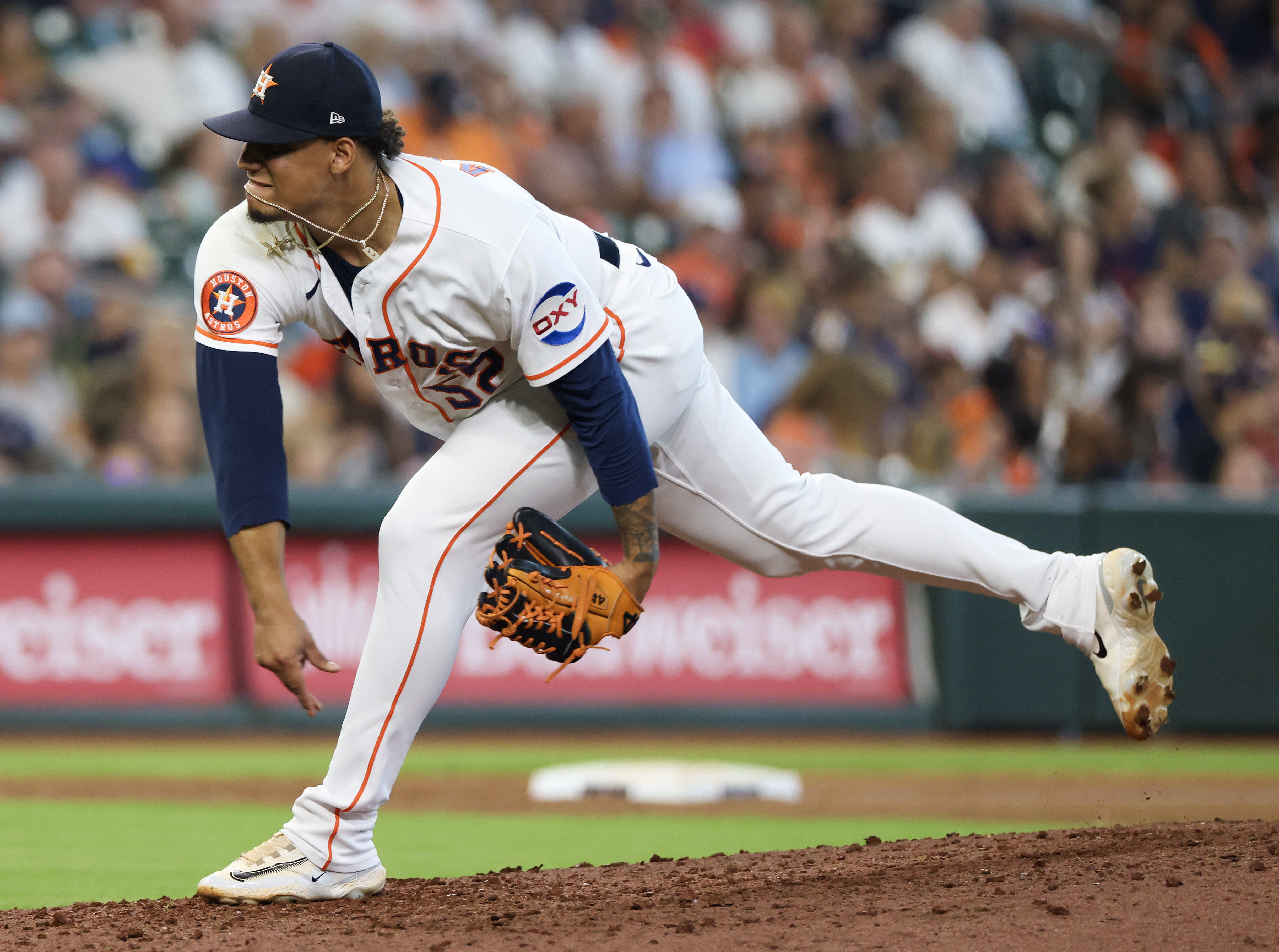 McCormick homers twice to give Astros 3-2 win over Guardians, series sweep  - The San Diego Union-Tribune