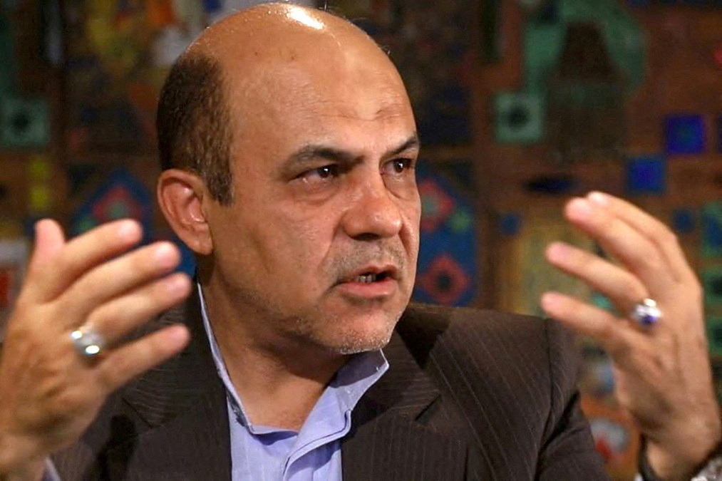 Ali Reza Akbari, fostul ministru adjunct al apărării al Iranului, vorbind la Teheran