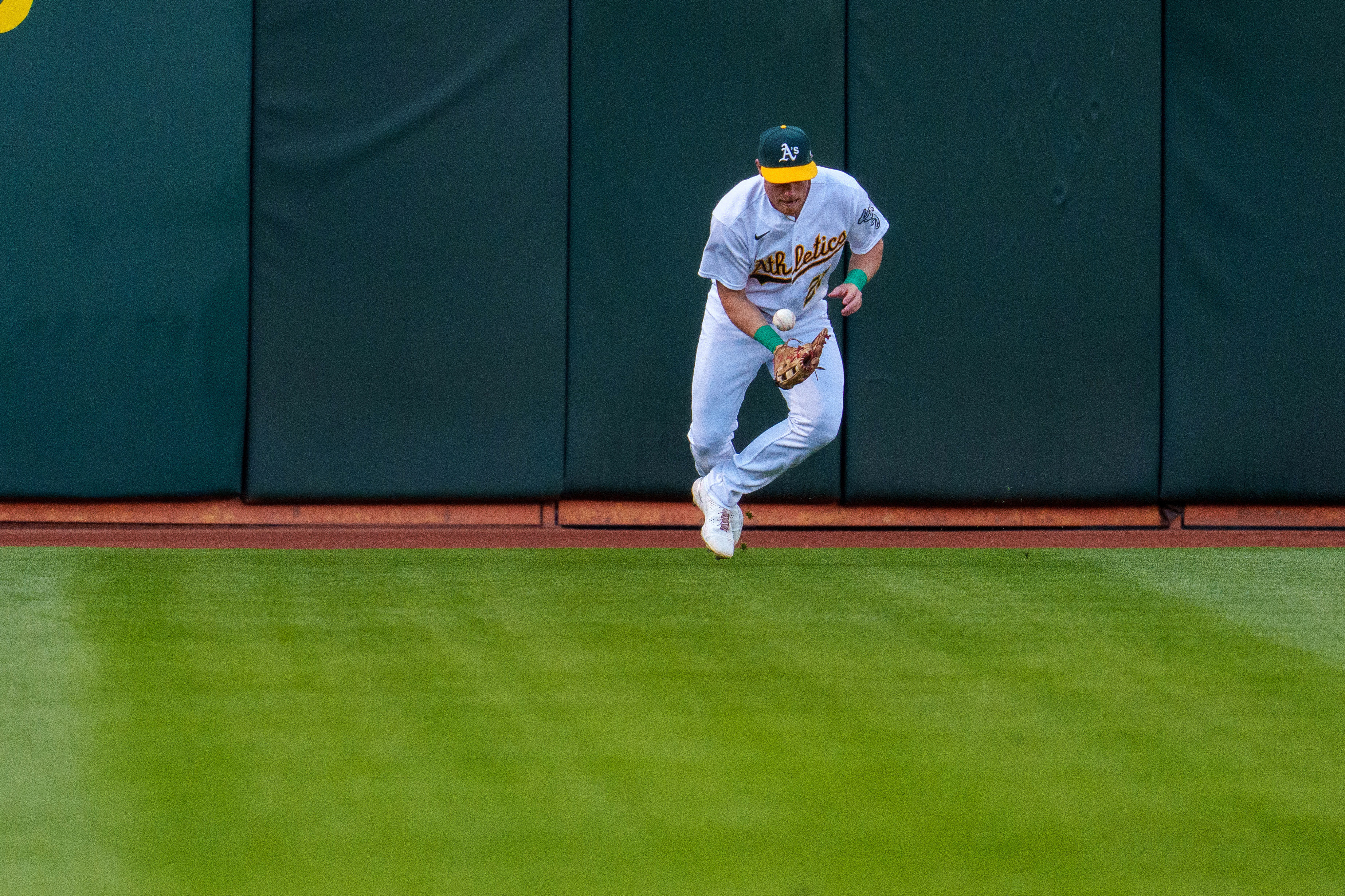 Francisco Lindor knocks in 7 as Mets mash A's 17-6