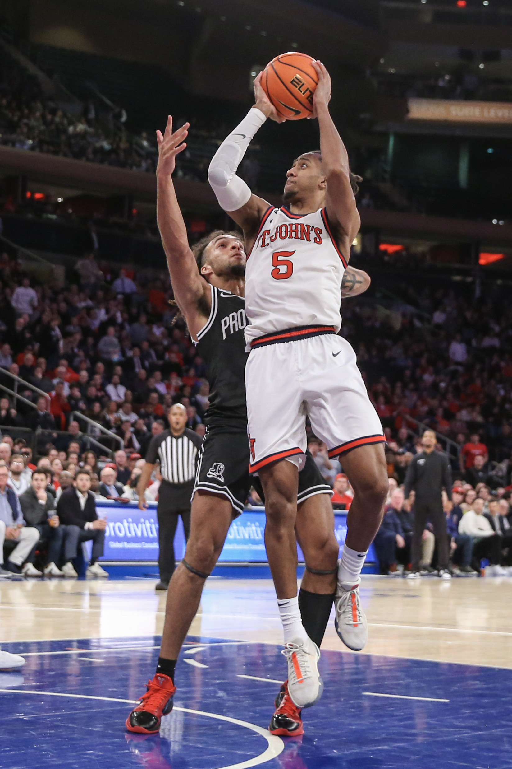 St. John's survives late to hold off Providence | Reuters