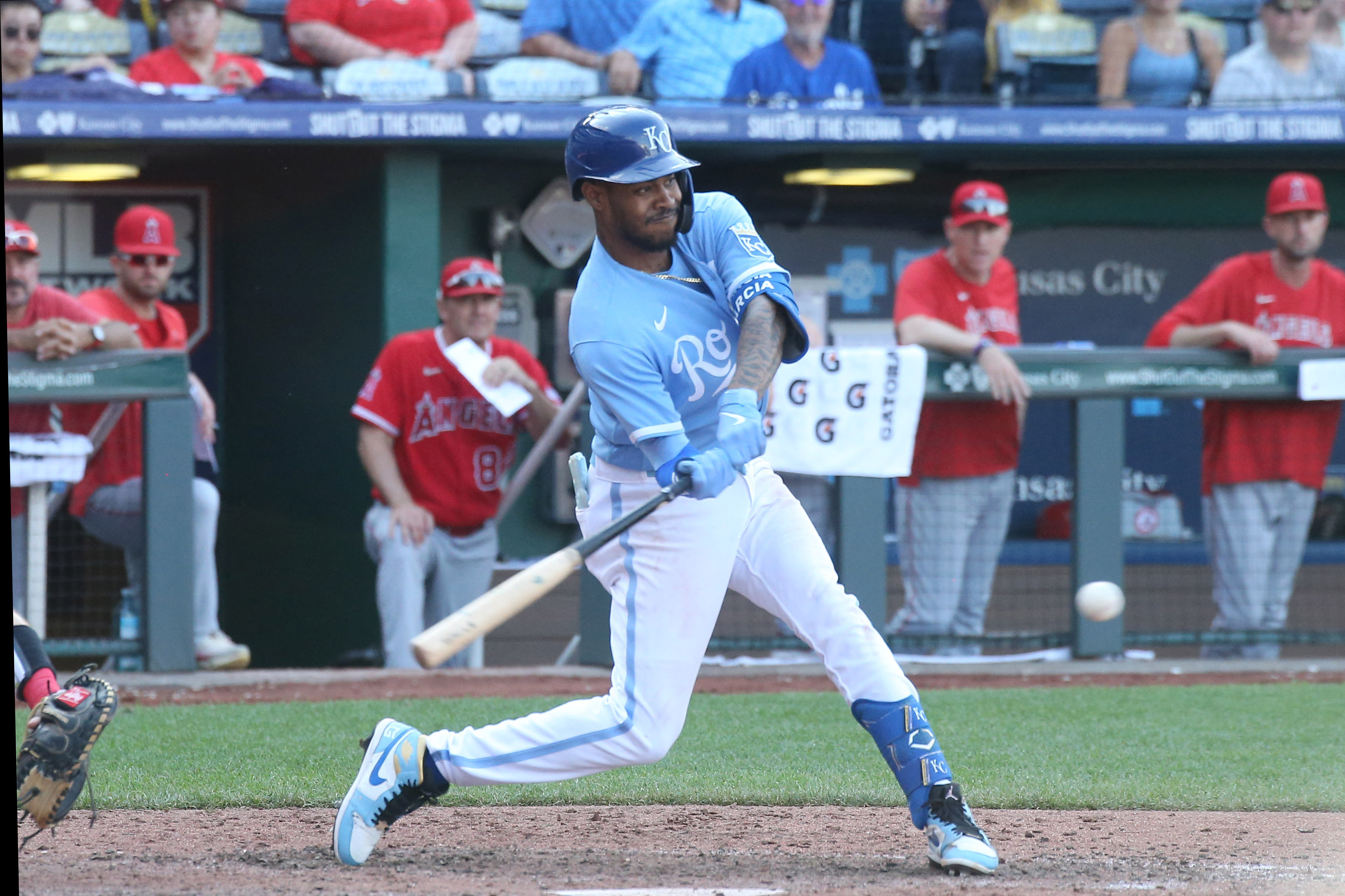 Samad Taylor's 1st MLB hit is a walk-off winner in Kansas City Royals'  furious comeback