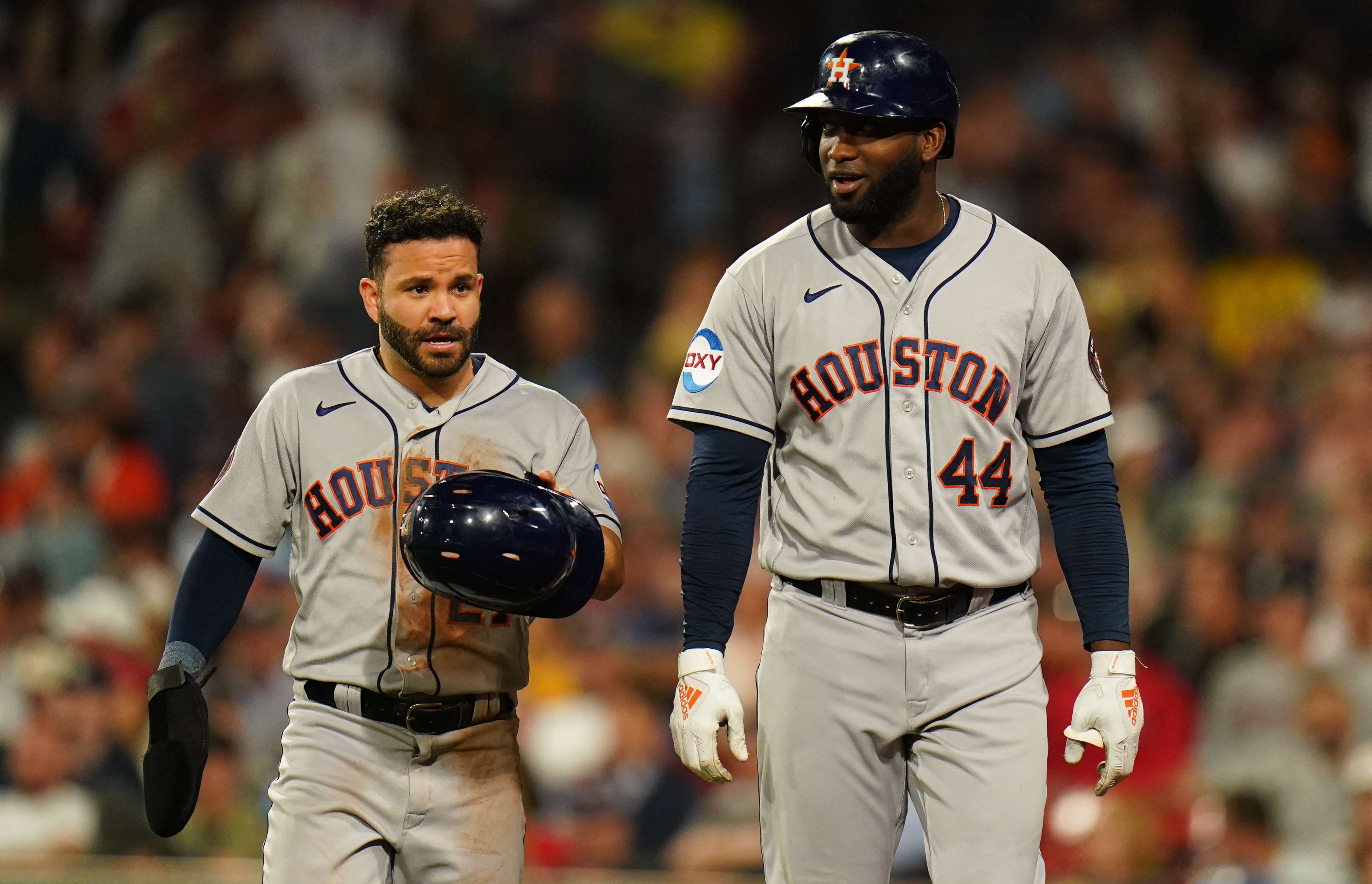 Jose Altuve hits for cycle as Astros club Red Sox