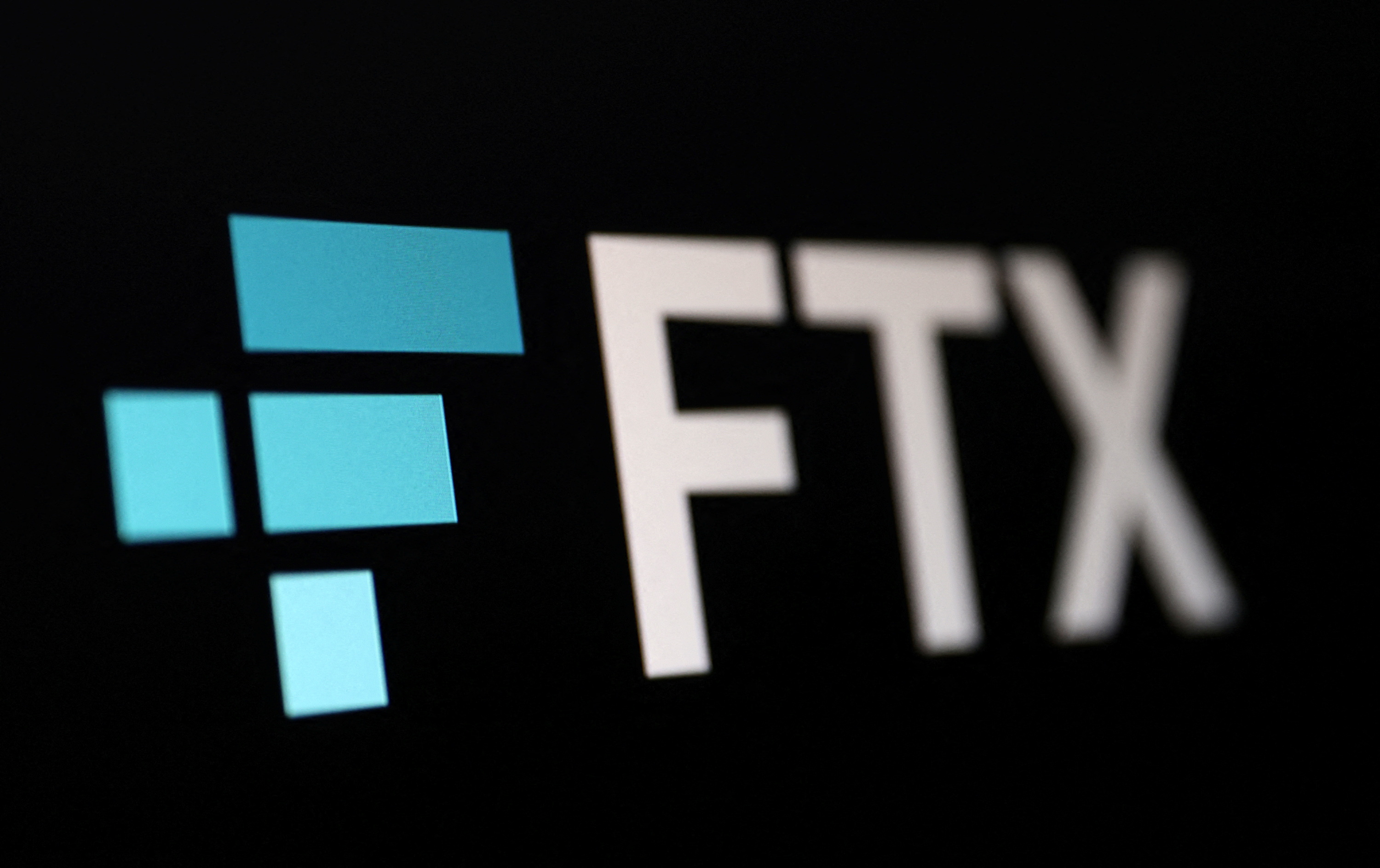 La ilustración muestra el logotipo de FTX
