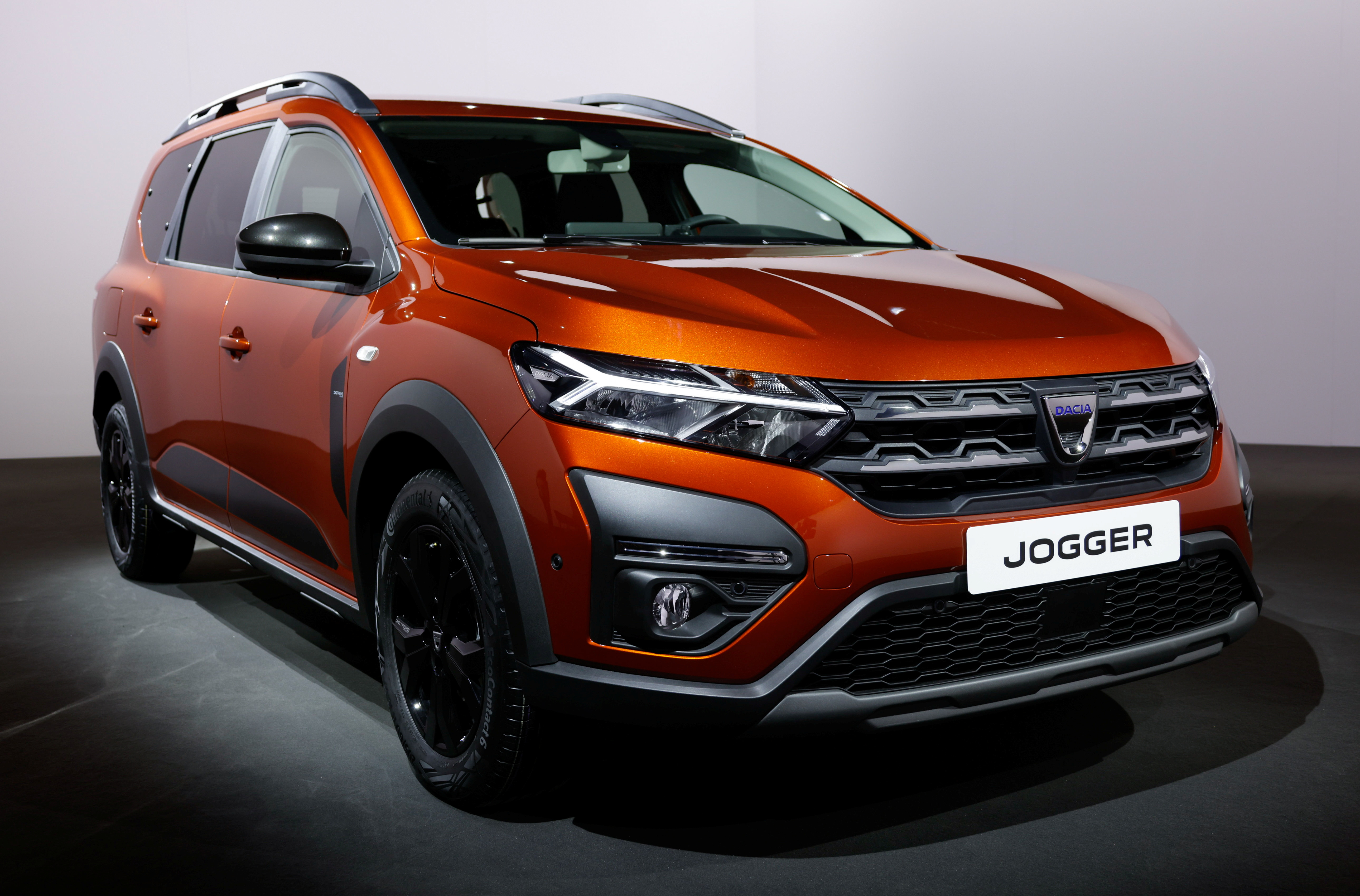 Dacia Jogger: on board the new 7-seater family car - Site media global de  Dacia