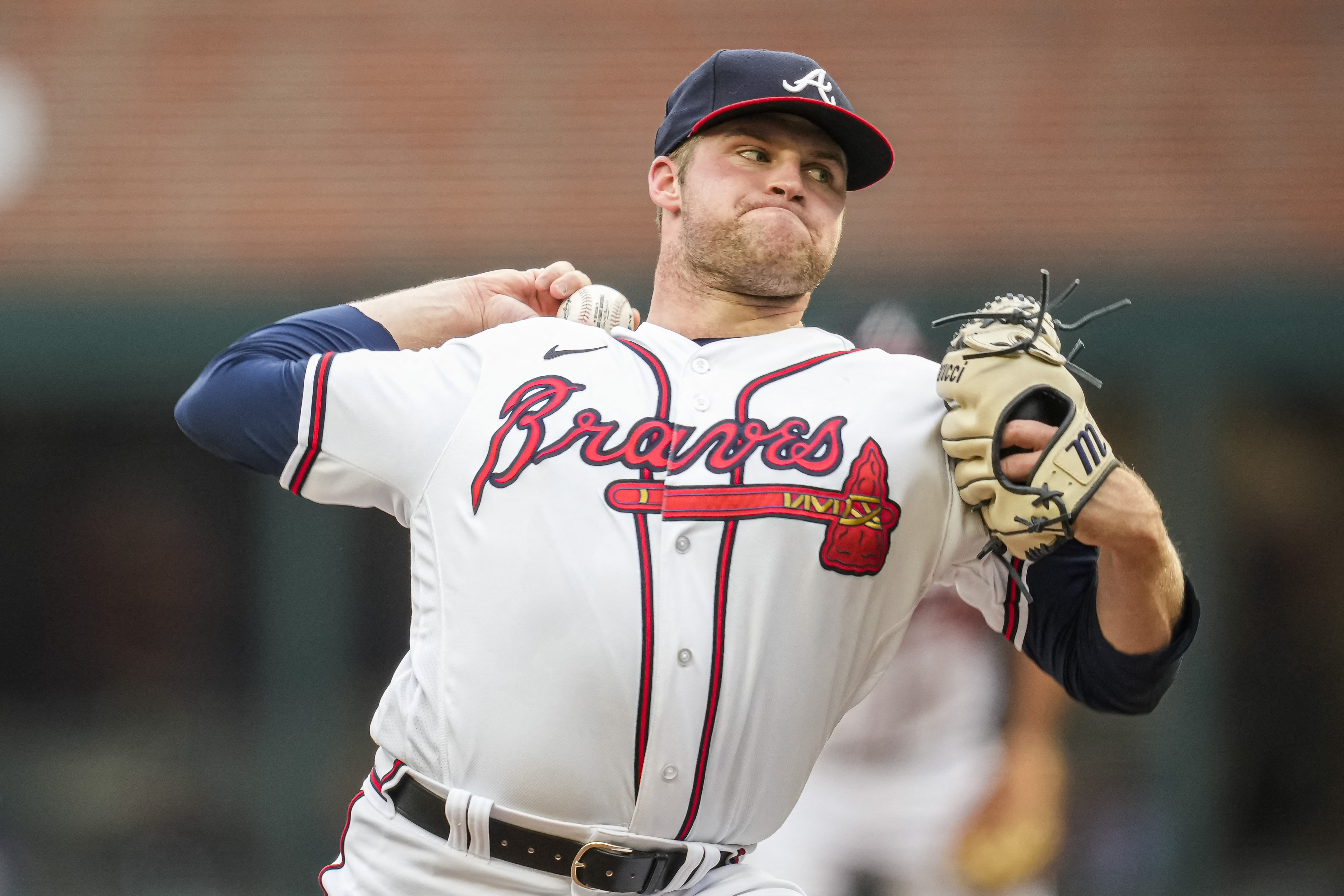 Bryce Elder, Braves hold skidding Yankees to one hit in 5-0 win