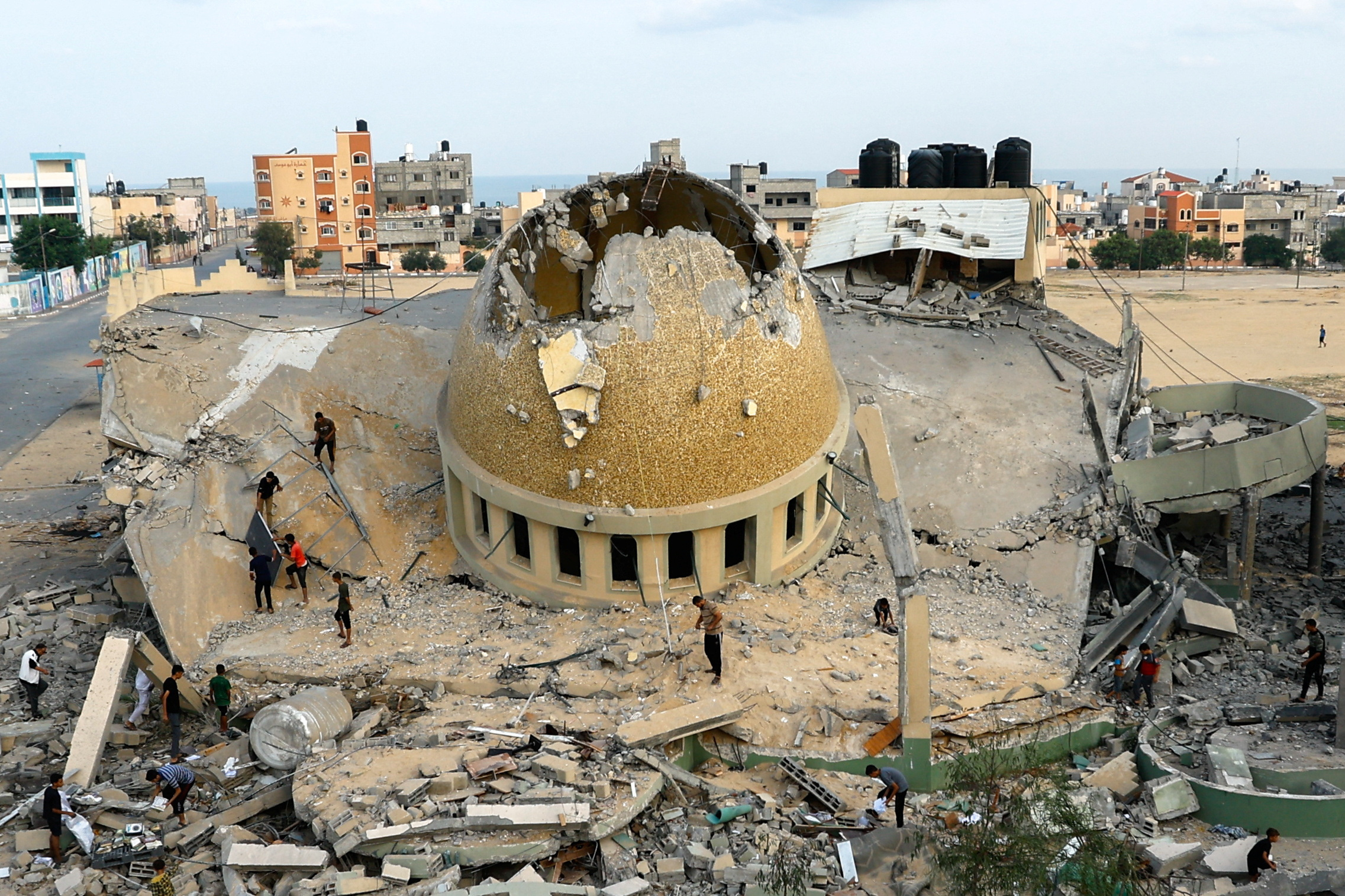 Aftermath of Israel strikes on Gaza following a Hamas surprise attack