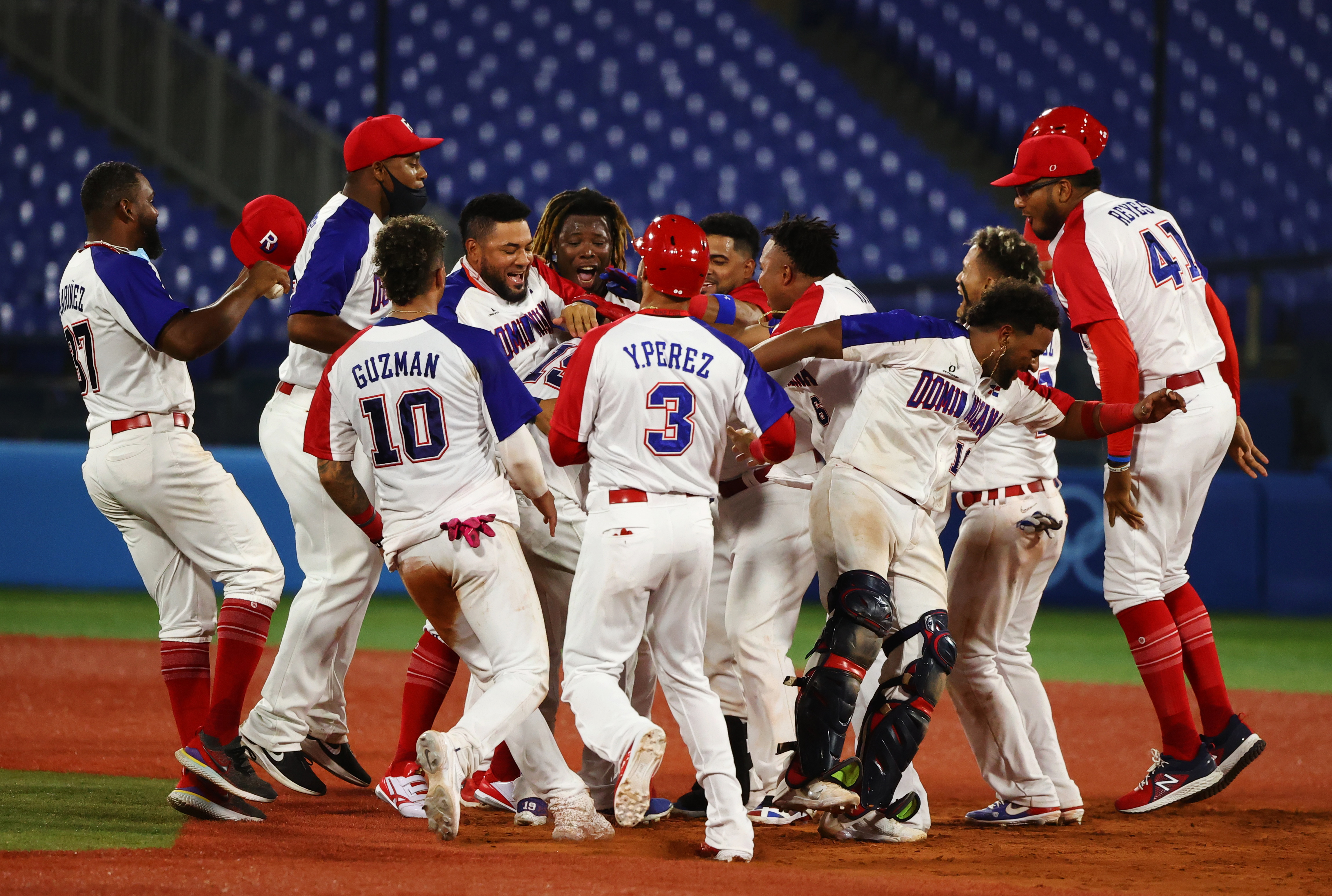 Olympics  Baseball — U.S. thrash Israel 8-1, Dominican Republic