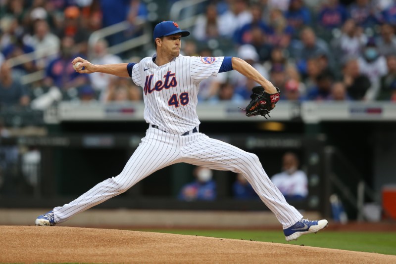 Jacob deGrom leaves Mets game vs. Cubs early due to shoulder injury