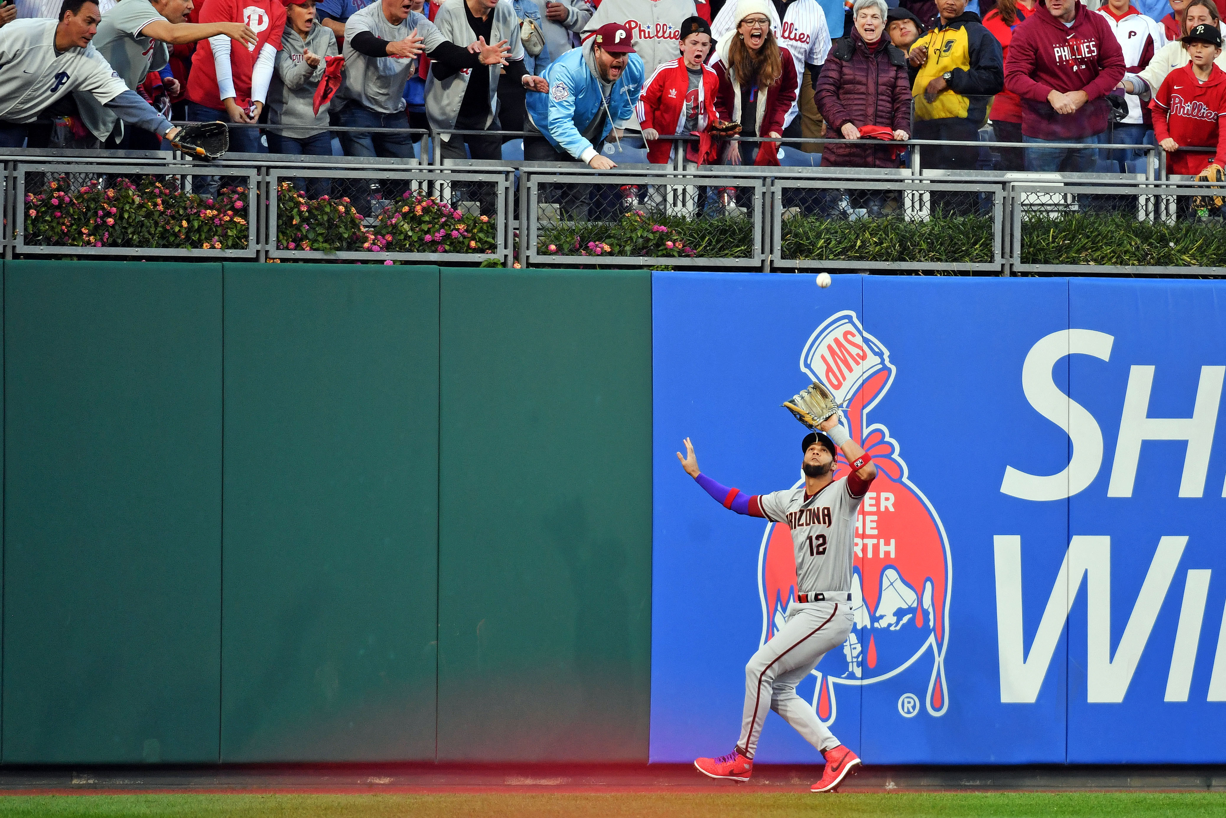 Arizona's Pham robbed of homer by fan who stole the ball from