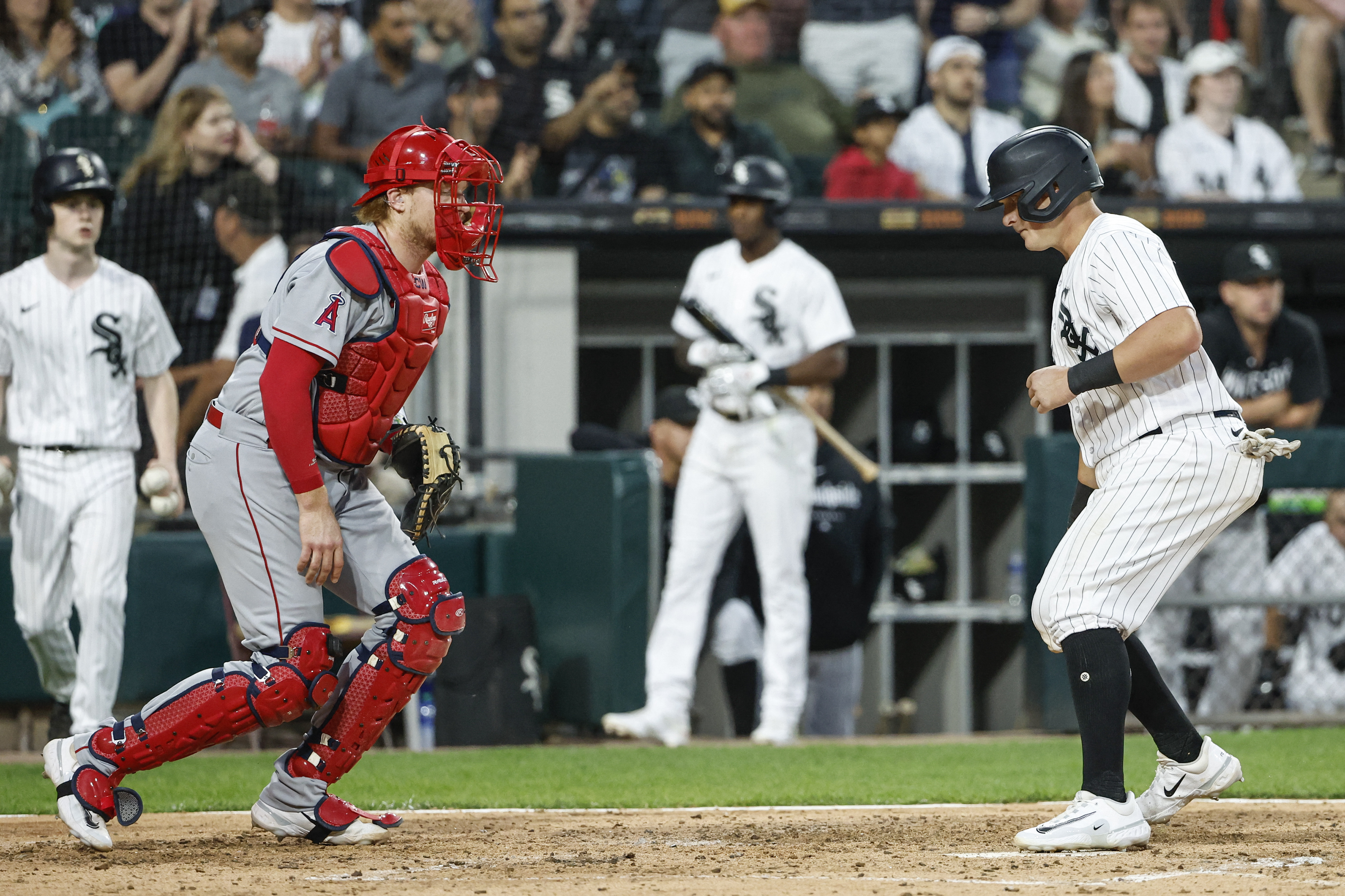 White Sox unload vs. Angels to end skid