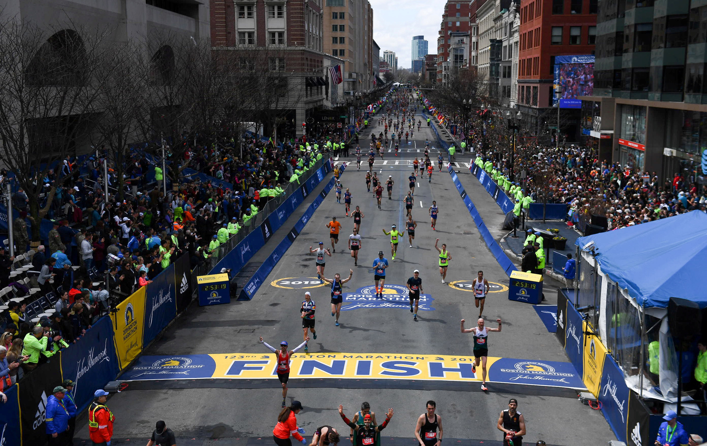 Boston Marathon runners must be vaccinated or provide negative COVID19