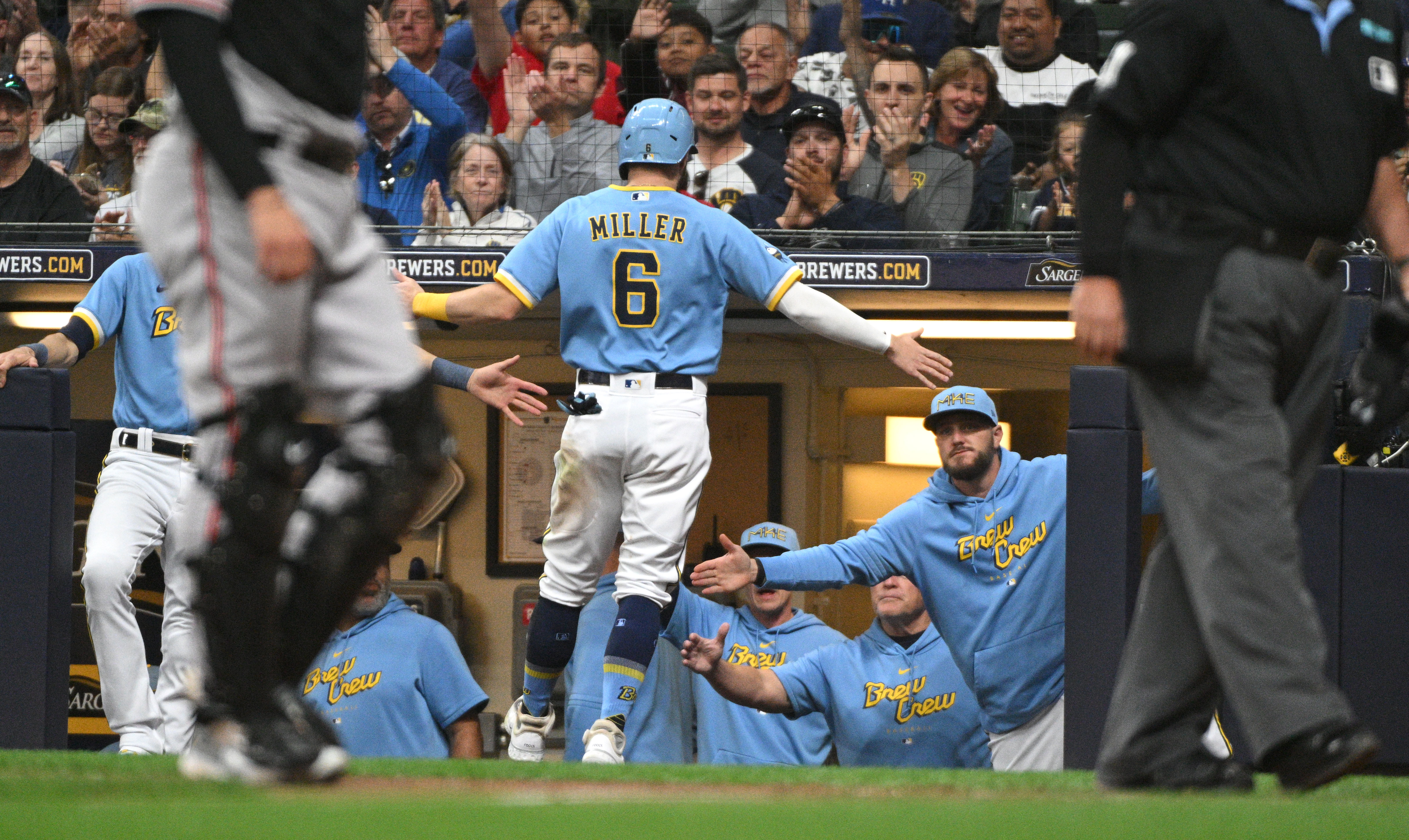 Joey Wiemer homers twice in Brewers' win over O's