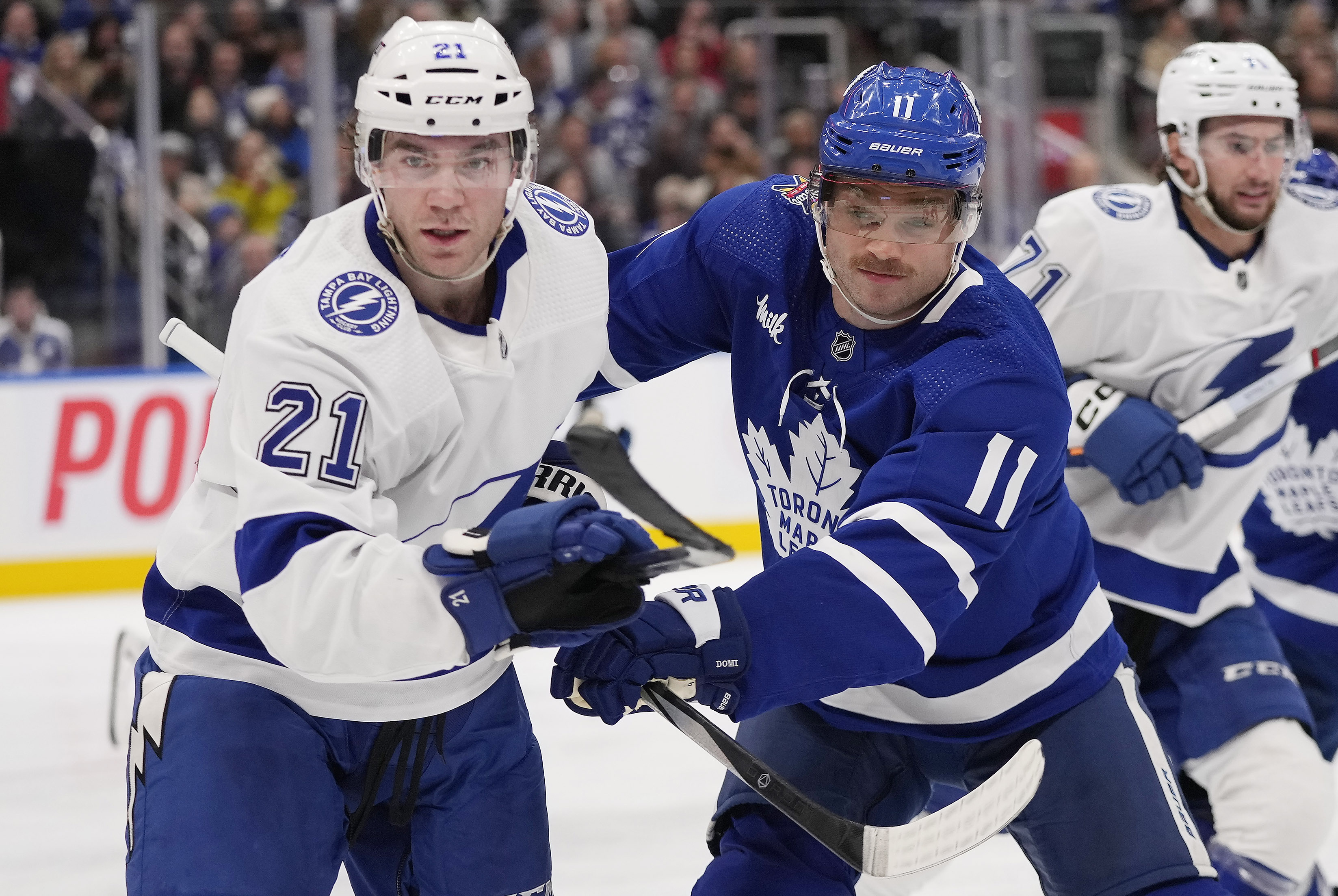 Calle Jarnkrok scores in OT to push Leafs past Lightning | Reuters