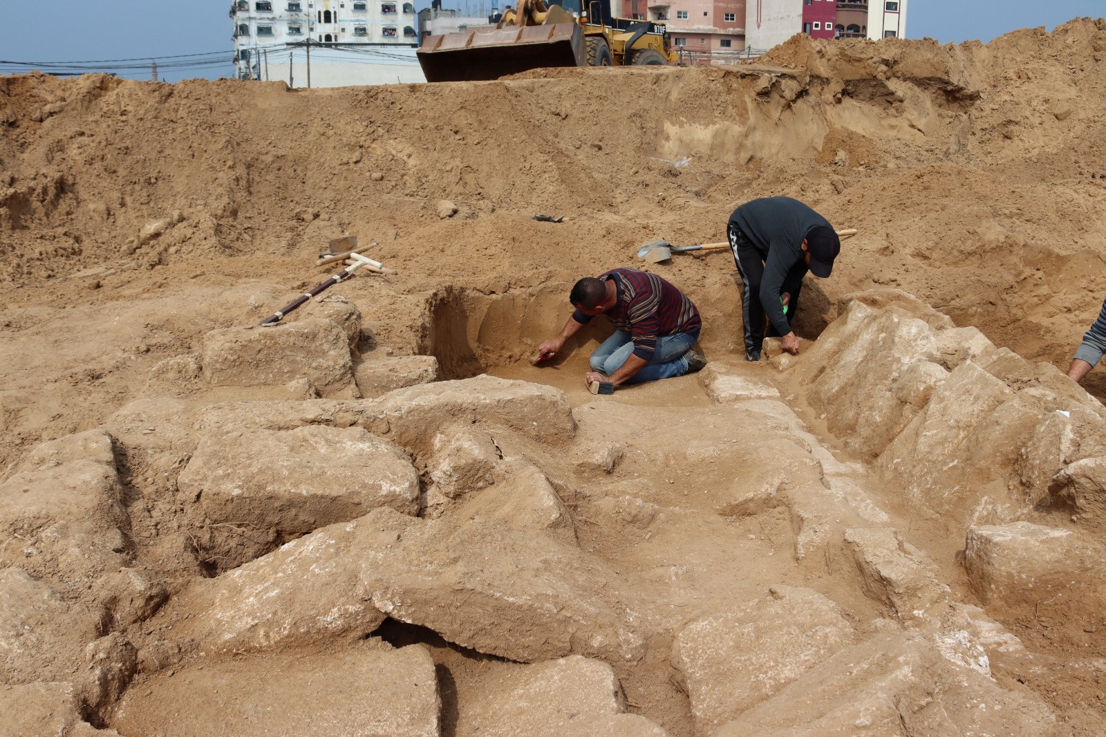 New Roman cemetery discovered in Gaza