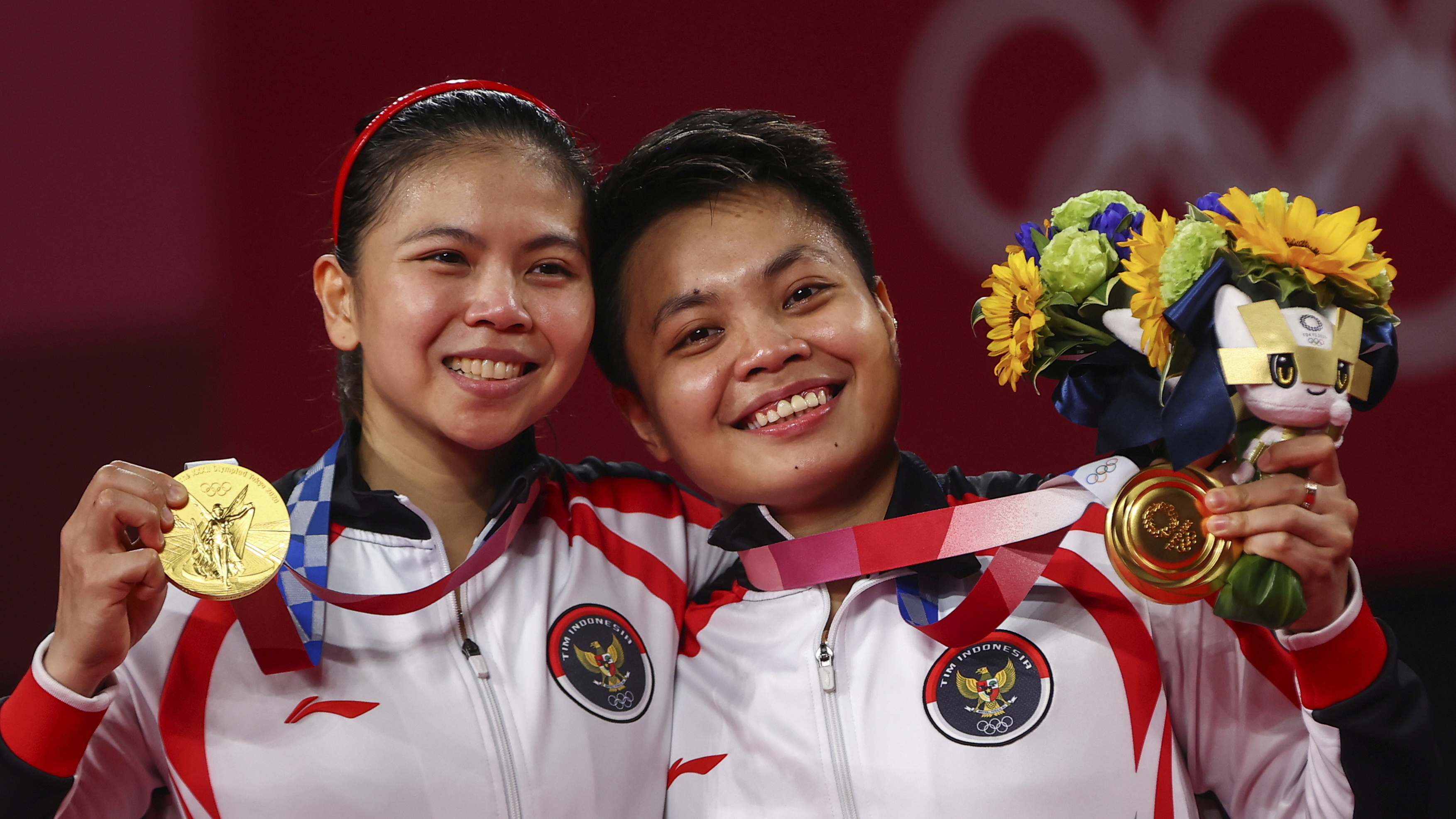 Badminton - Women's Doubles - Medal Ceremony