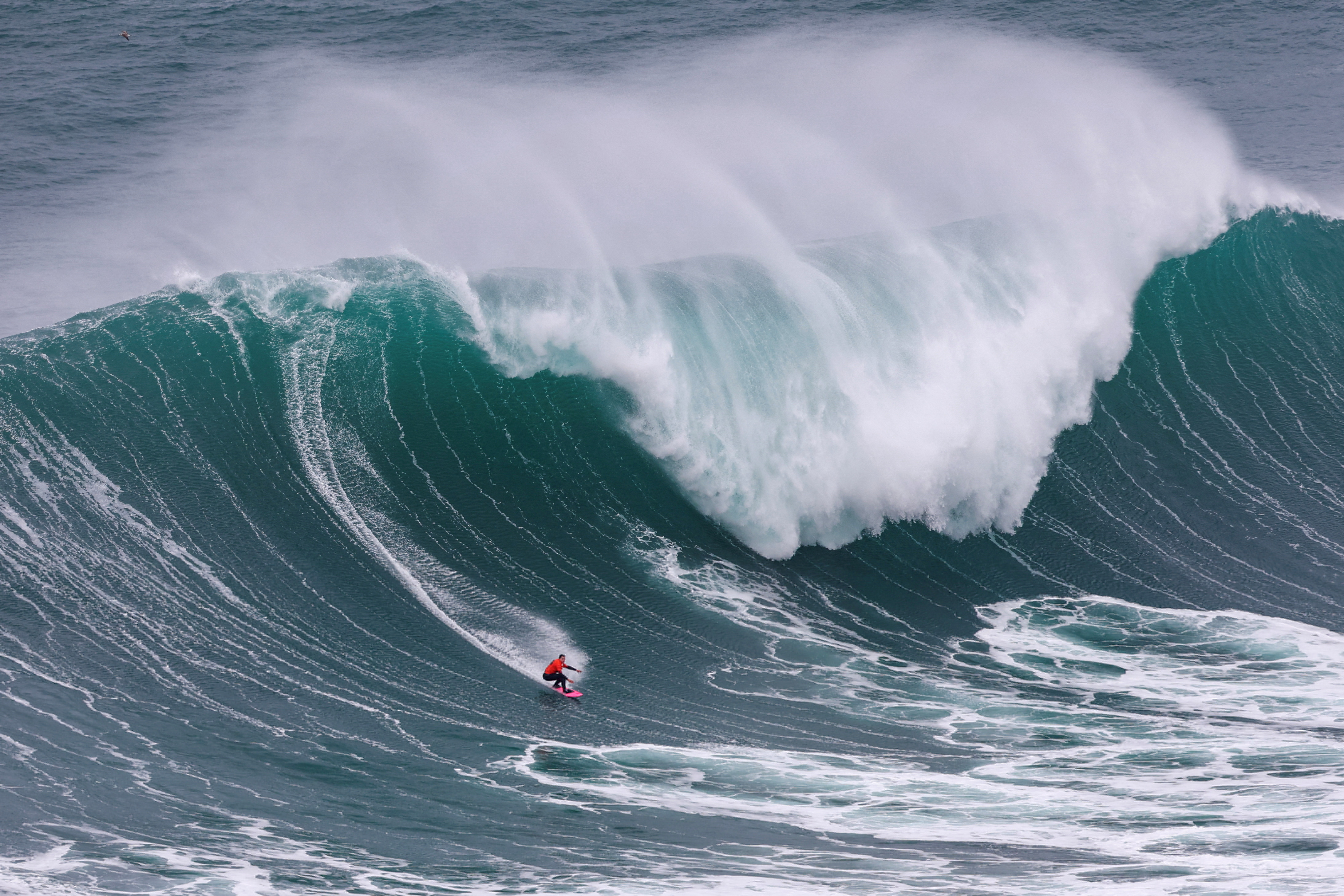 Will this be one of the decade's largest swell? - Surfer
