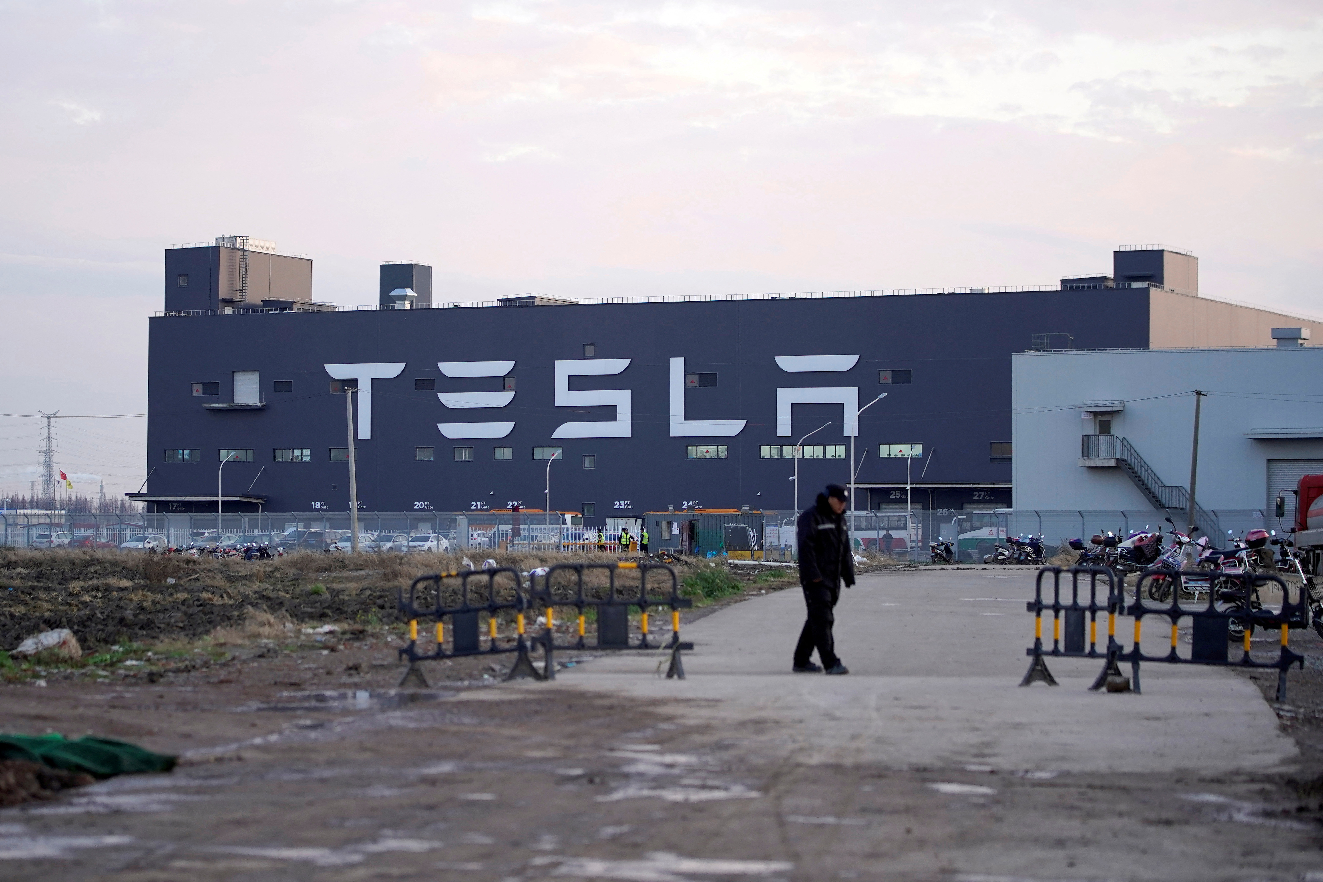 Tesla Shanghai factory workers appeal to Elon Musk on bonus cuts