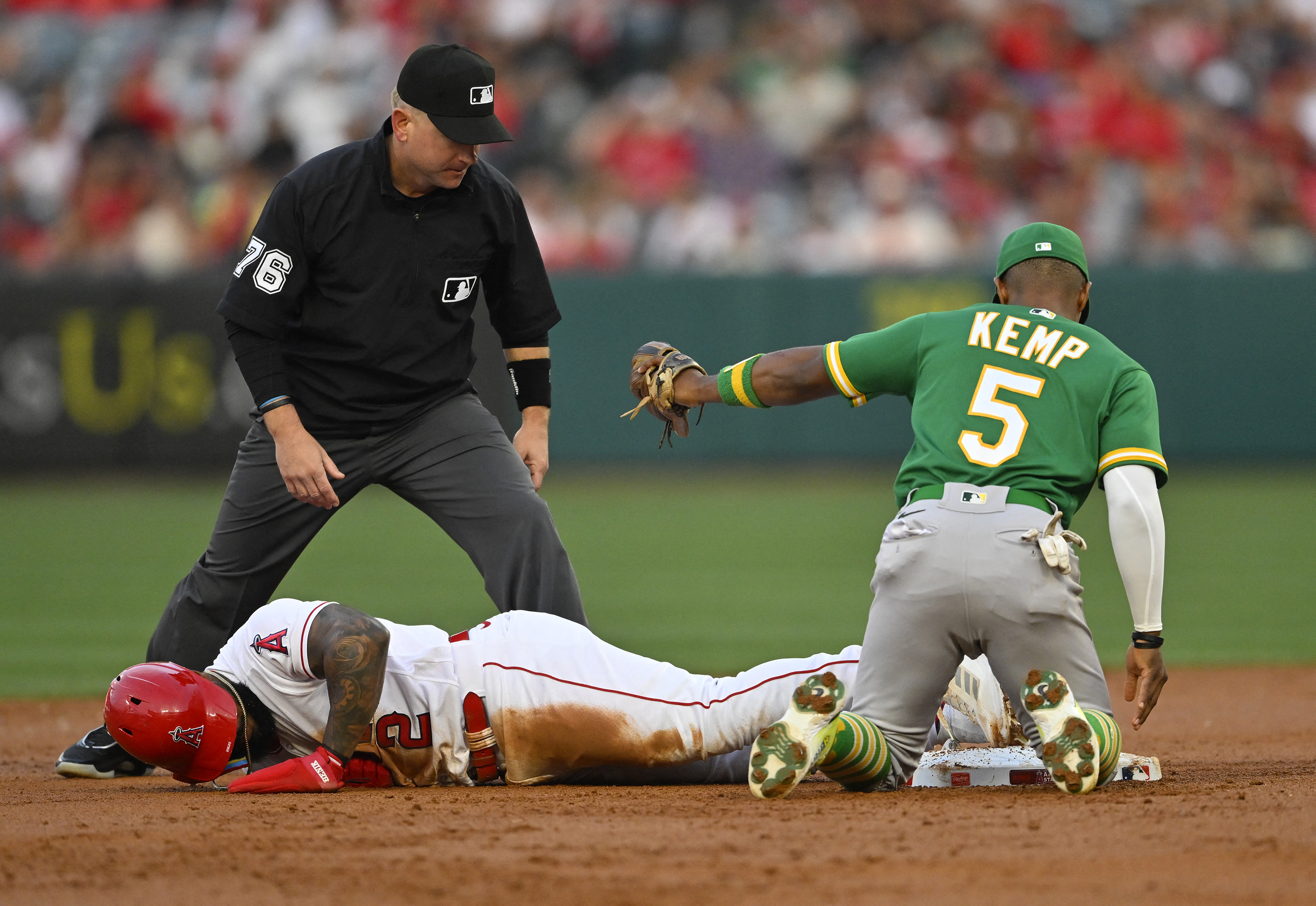 Angels' bullpen shuts down A's to seal win