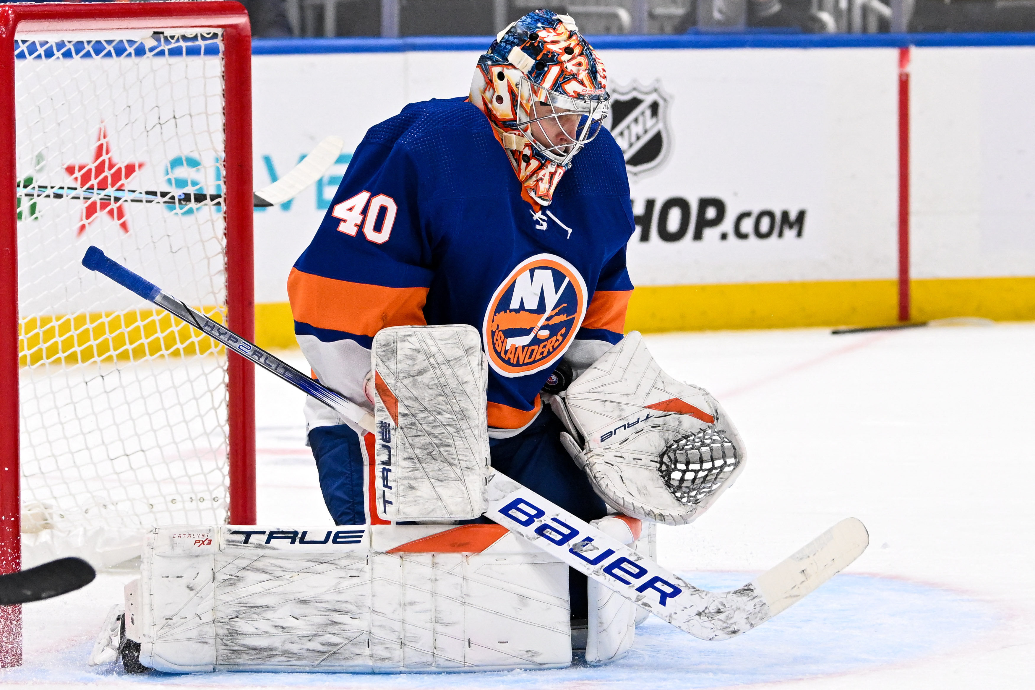 Islanders, Cal Clutterbuck get off to quick start to leave no doubt vs ...